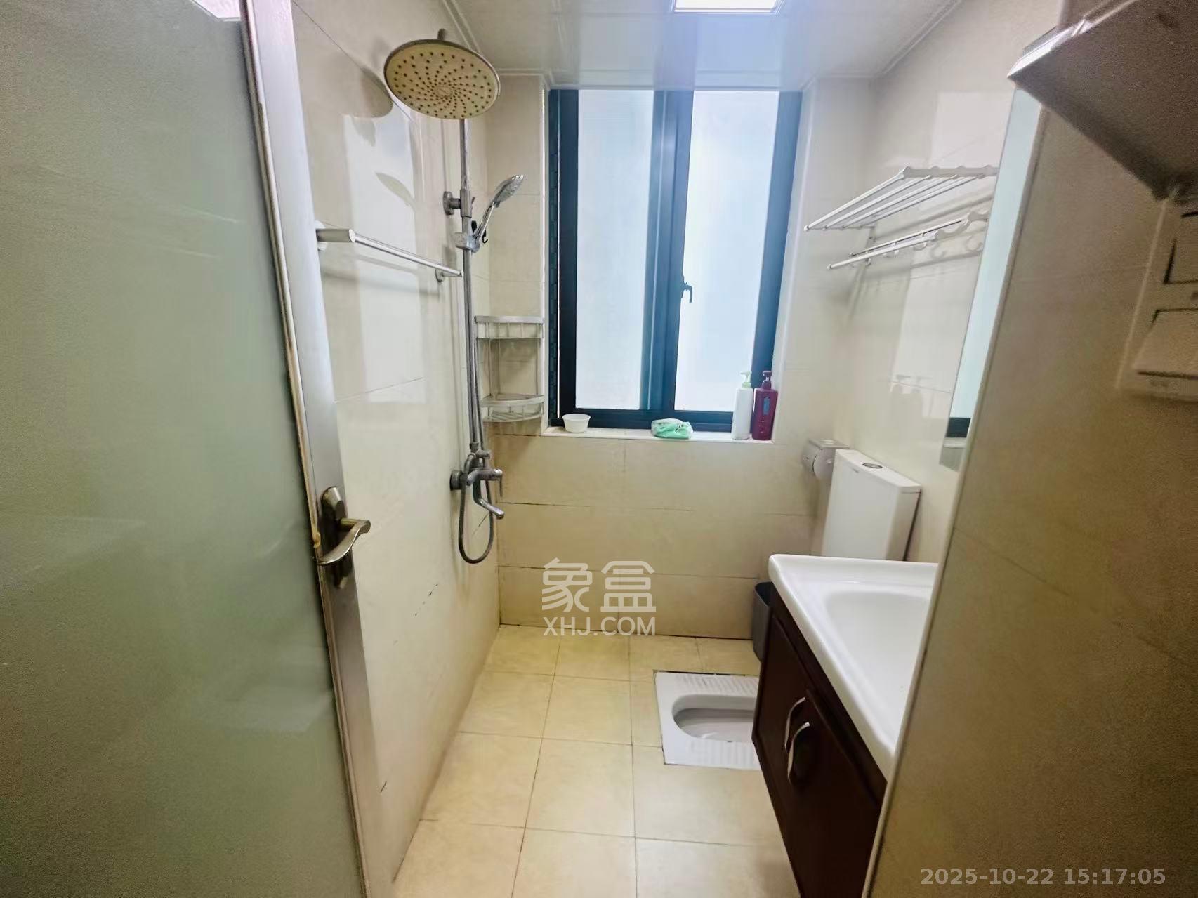 天下一家  1室1厅1卫    1450.0元/月 天下一家  1室1厅1卫    1450.0元/月室内图