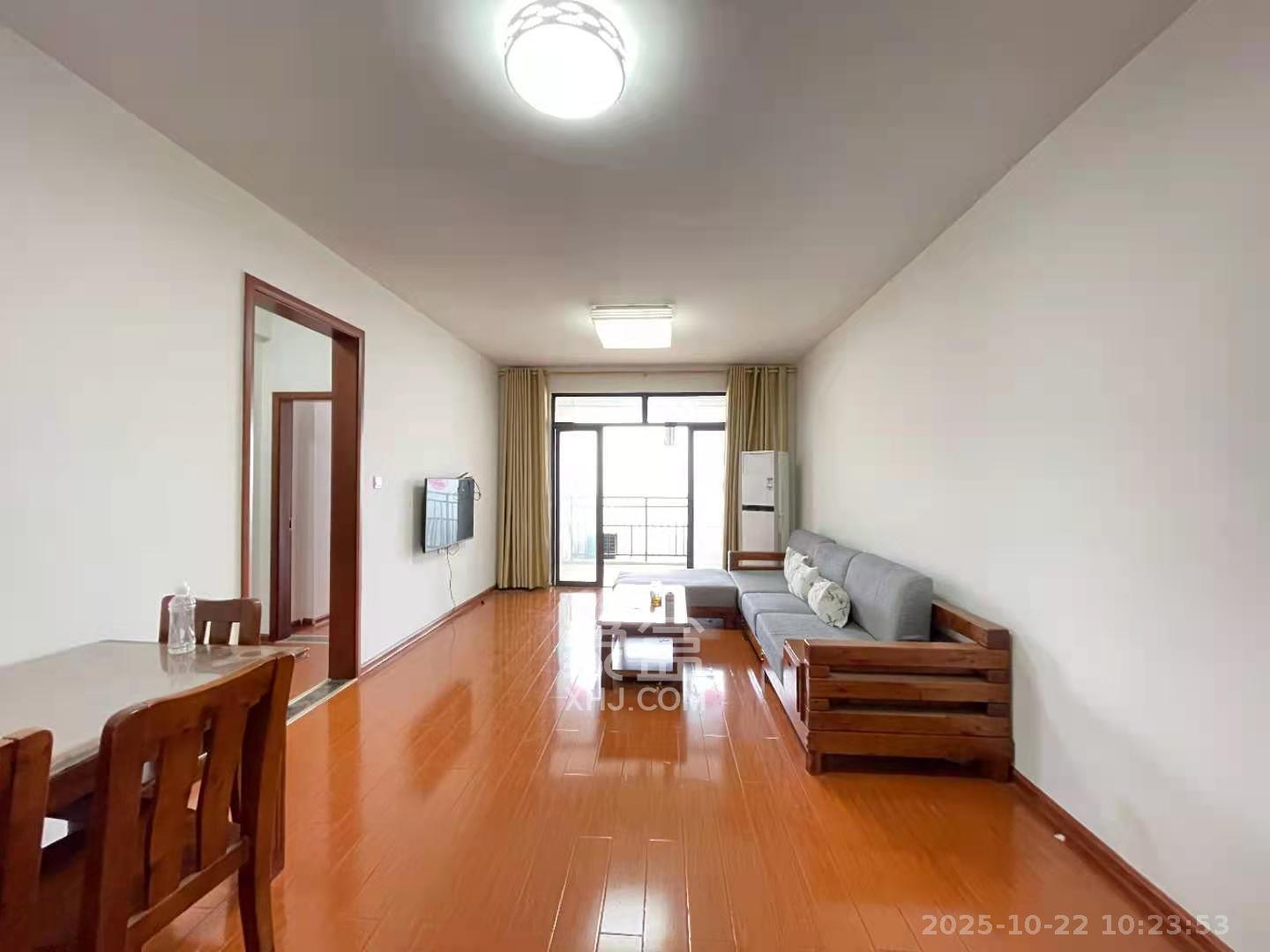 大鸿杰座  3室2厅1卫    2700.0元/月 大鸿杰座  3室2厅1卫    2700.0元/月室内图1