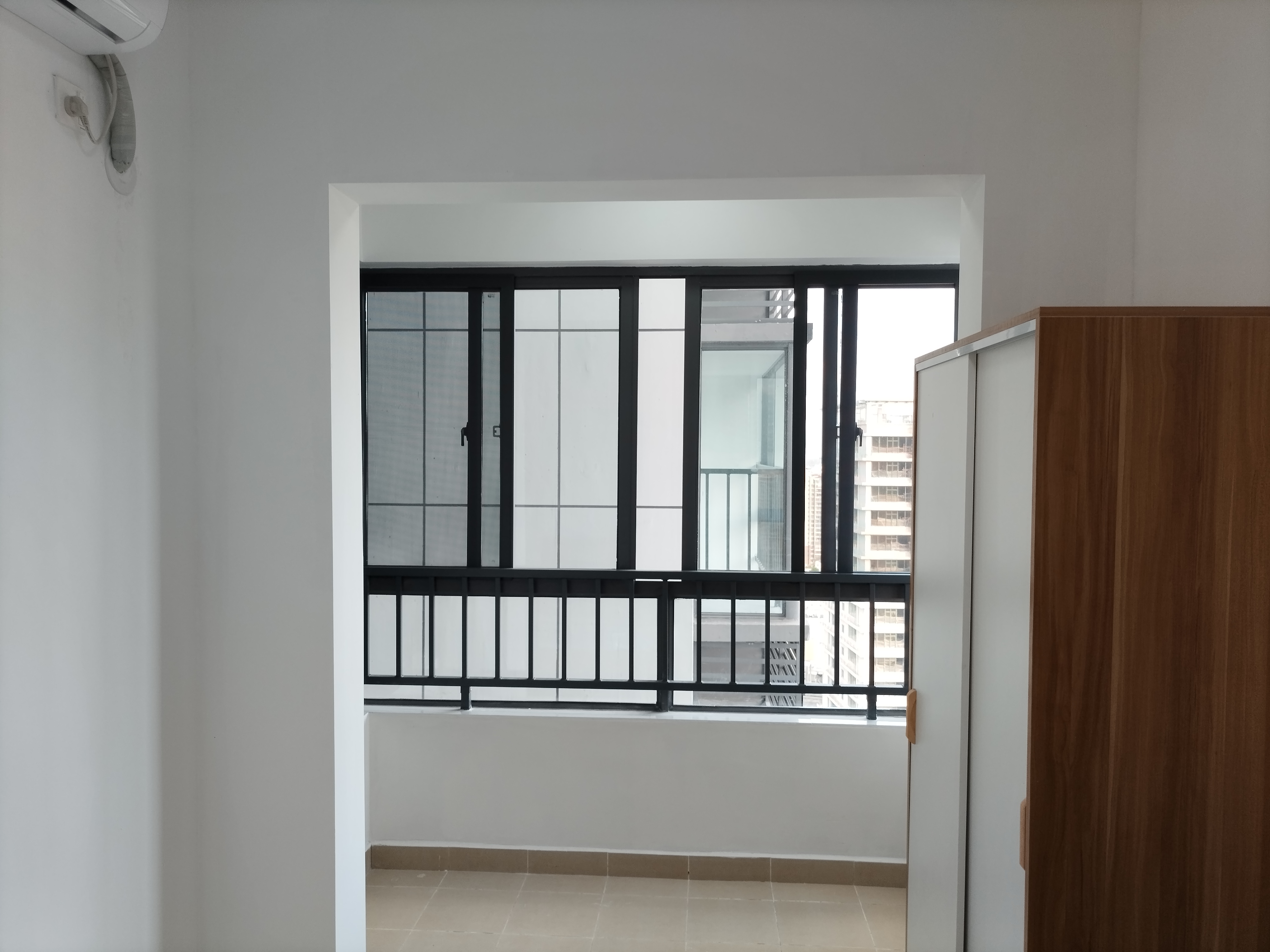 坡巷雅苑  4室2厅2卫    3800.0元/月 坡巷雅苑  4室2厅2卫    3800.0元/月室内图