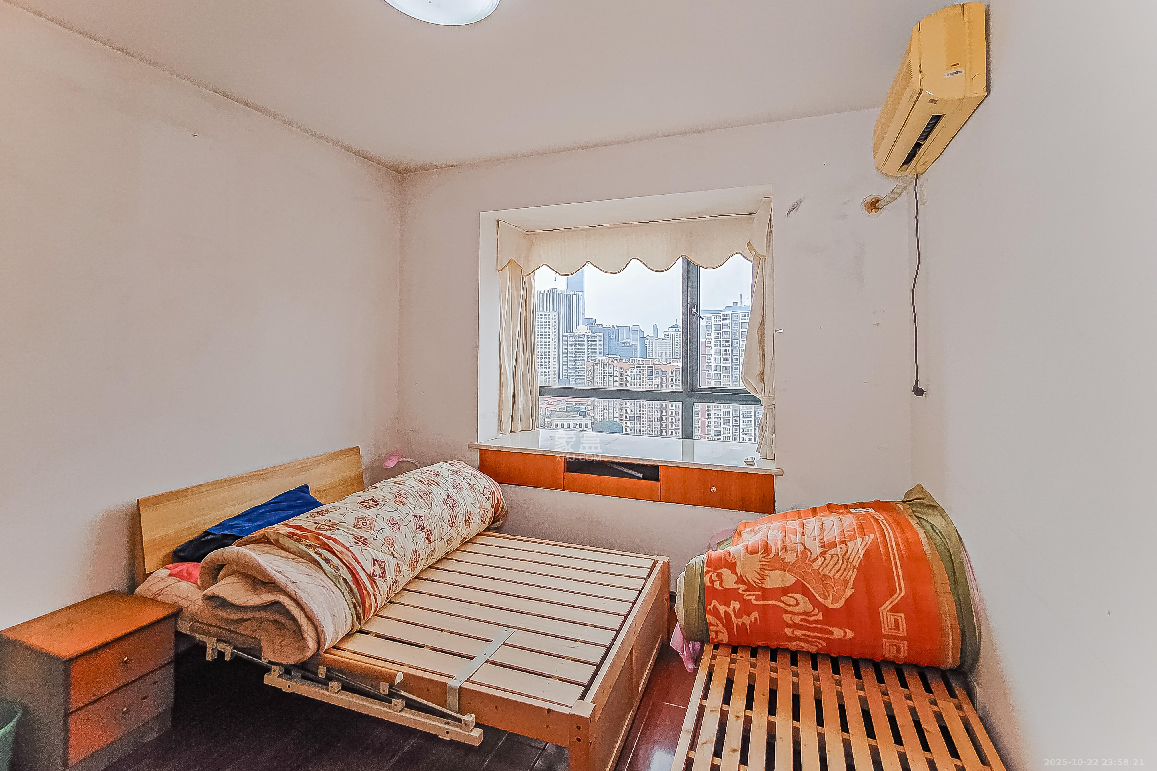 君庭金福苑  2室2厅1卫    88.0万 君庭金福苑  2室2厅1卫    88.0万卧室