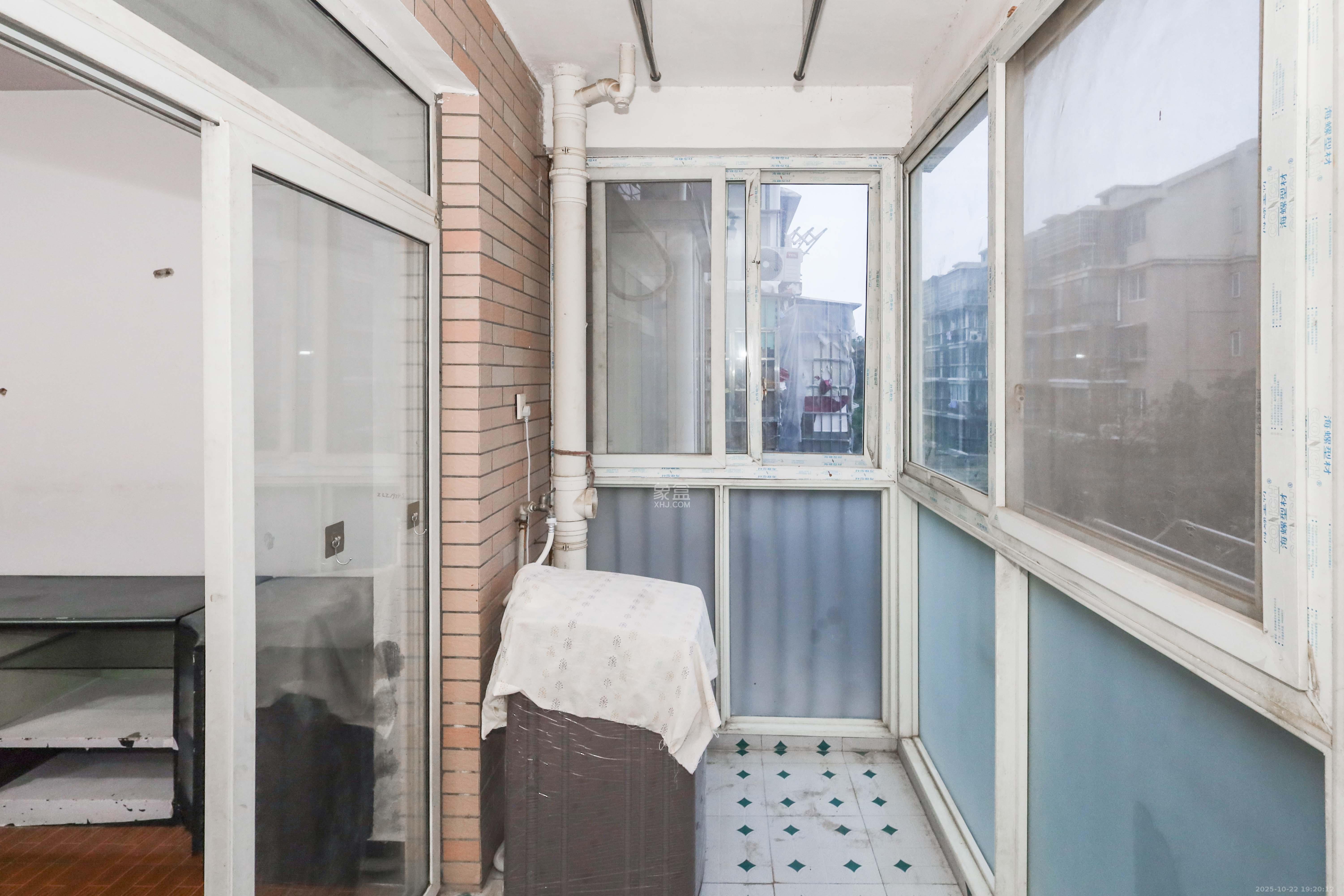 桔洲新苑（桔洲印象）  2室2厅1卫    52.0万阳台