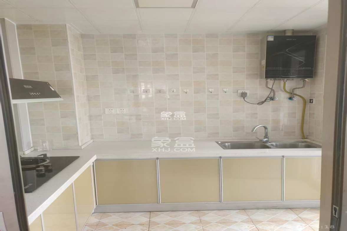 保利香槟国际  3室2厅2卫    1800.0元/月 保利香槟国际  3室2厅2卫    1800.0元/月室内图