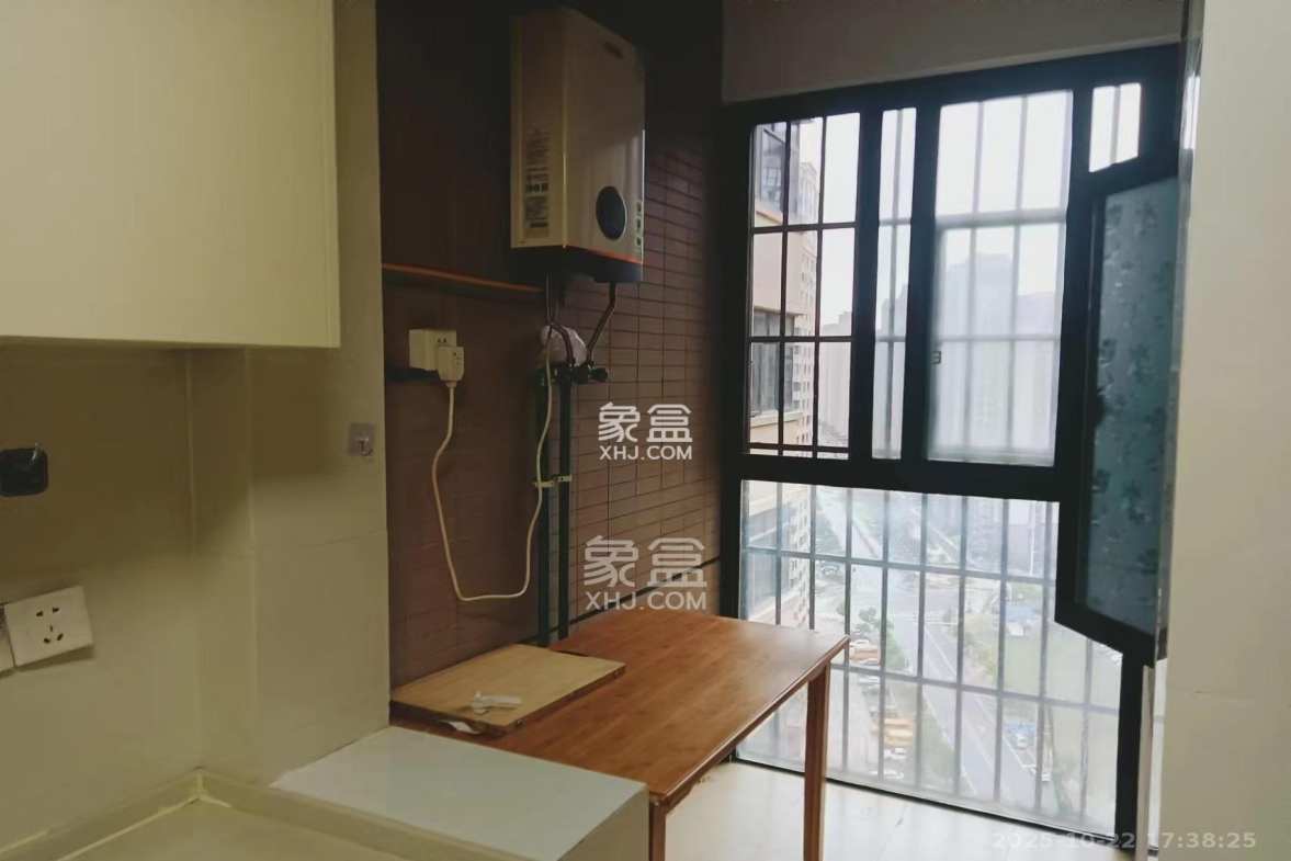 辉煌国际城二期 2室2厅1卫 2200.0元/月 辉煌国际城二期 2室2厅1卫 2200.0元/月室内图