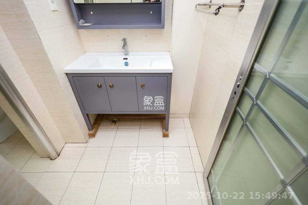 时代天骄  3室2厅2卫    2600.0元/月室内图