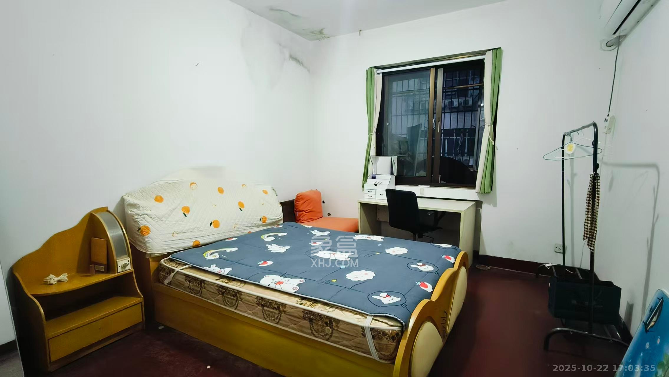 英才园二片  3室2厅1卫    1900.0元/月室内图