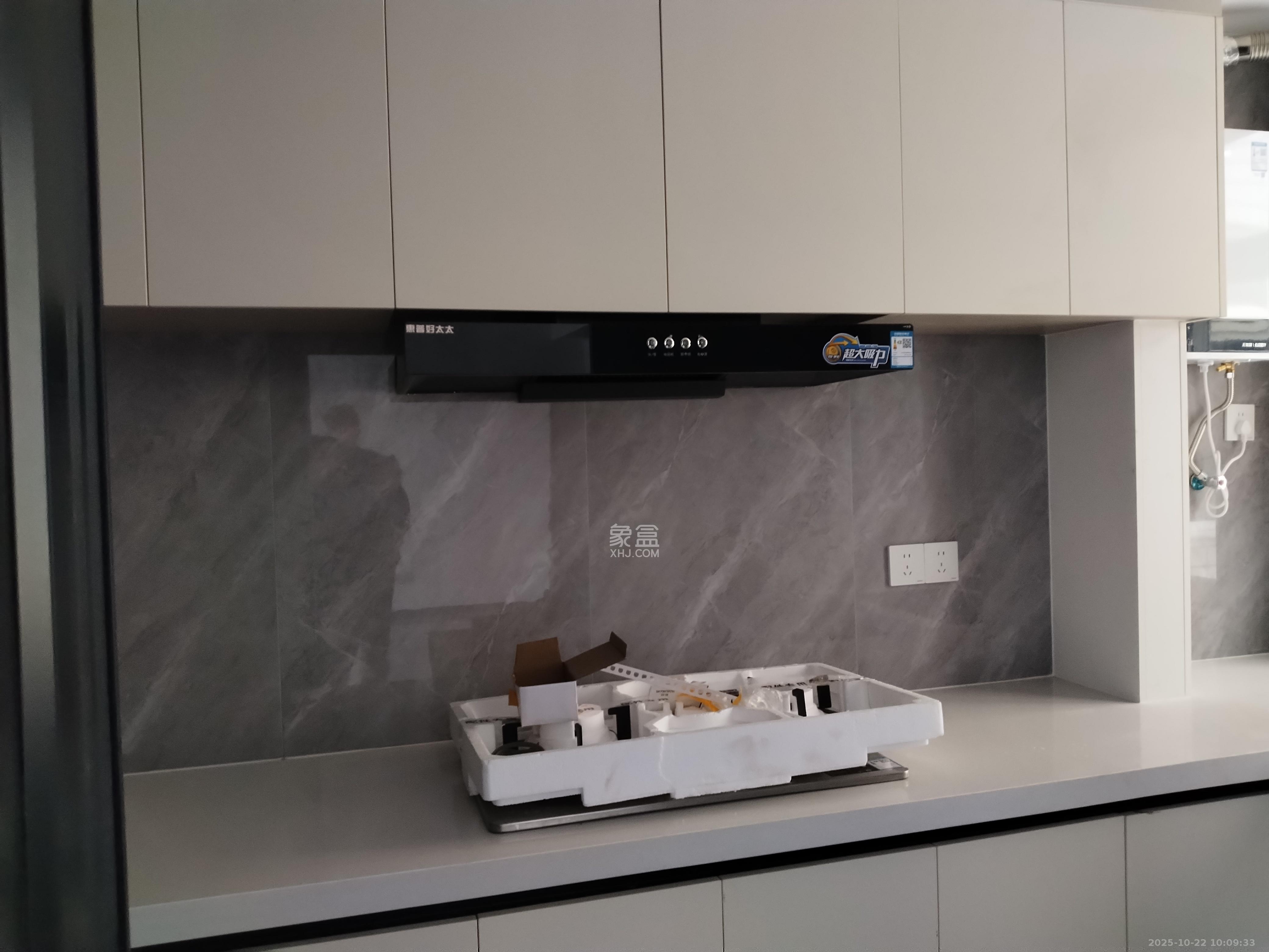 瑞丰家园 3室2厅2卫 4500.0元/月 瑞丰家园 3室2厅2卫 4500.0元/月室内图