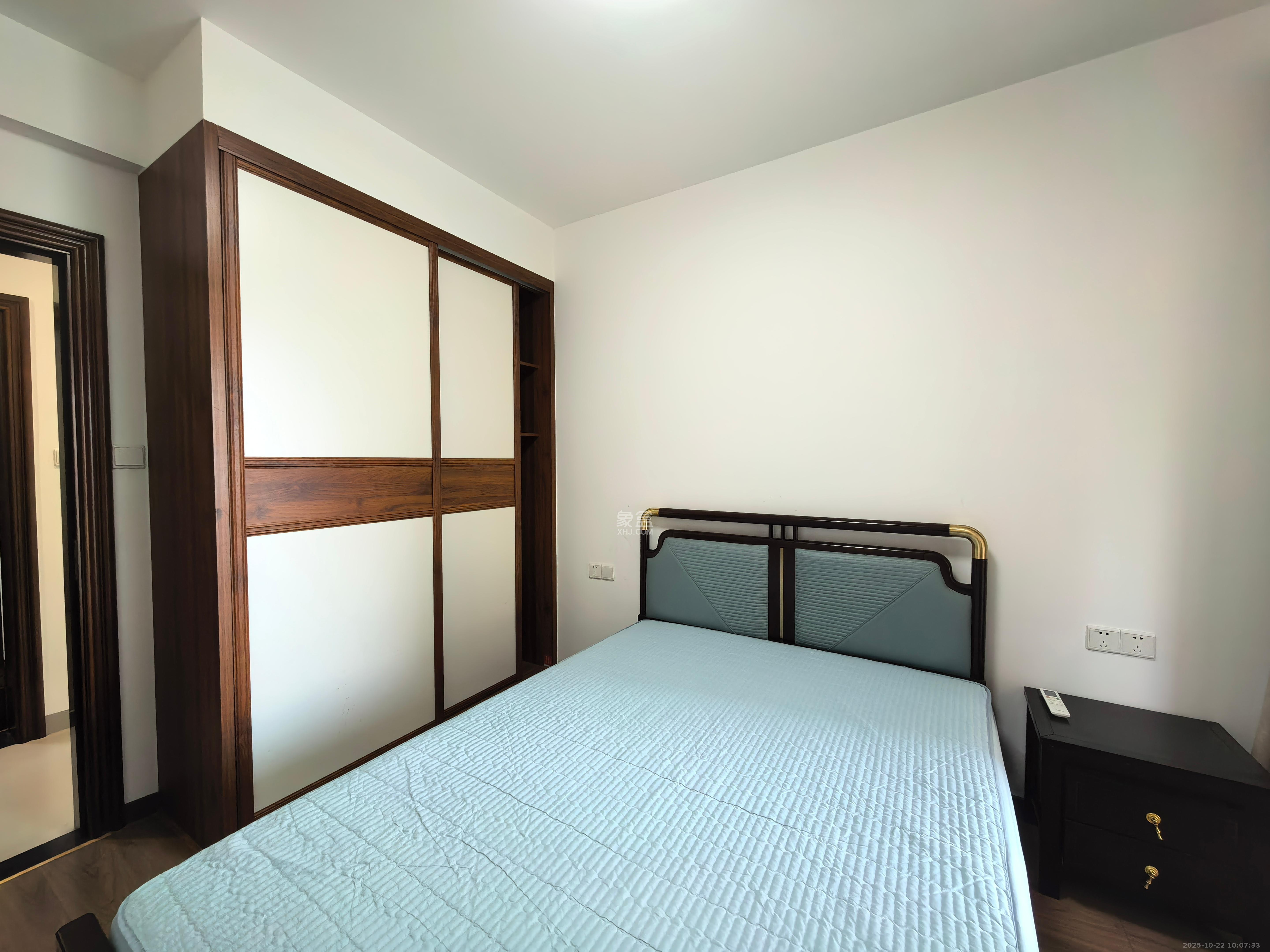 世茂璀璨天城  3室2厅1卫    3600.0元/月室内图