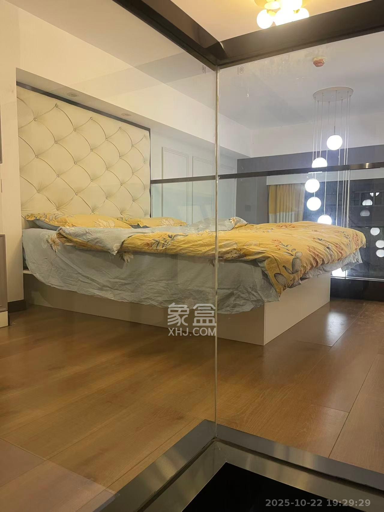 弘坤云寓  1室1厅1卫    2600.0元/月室内图