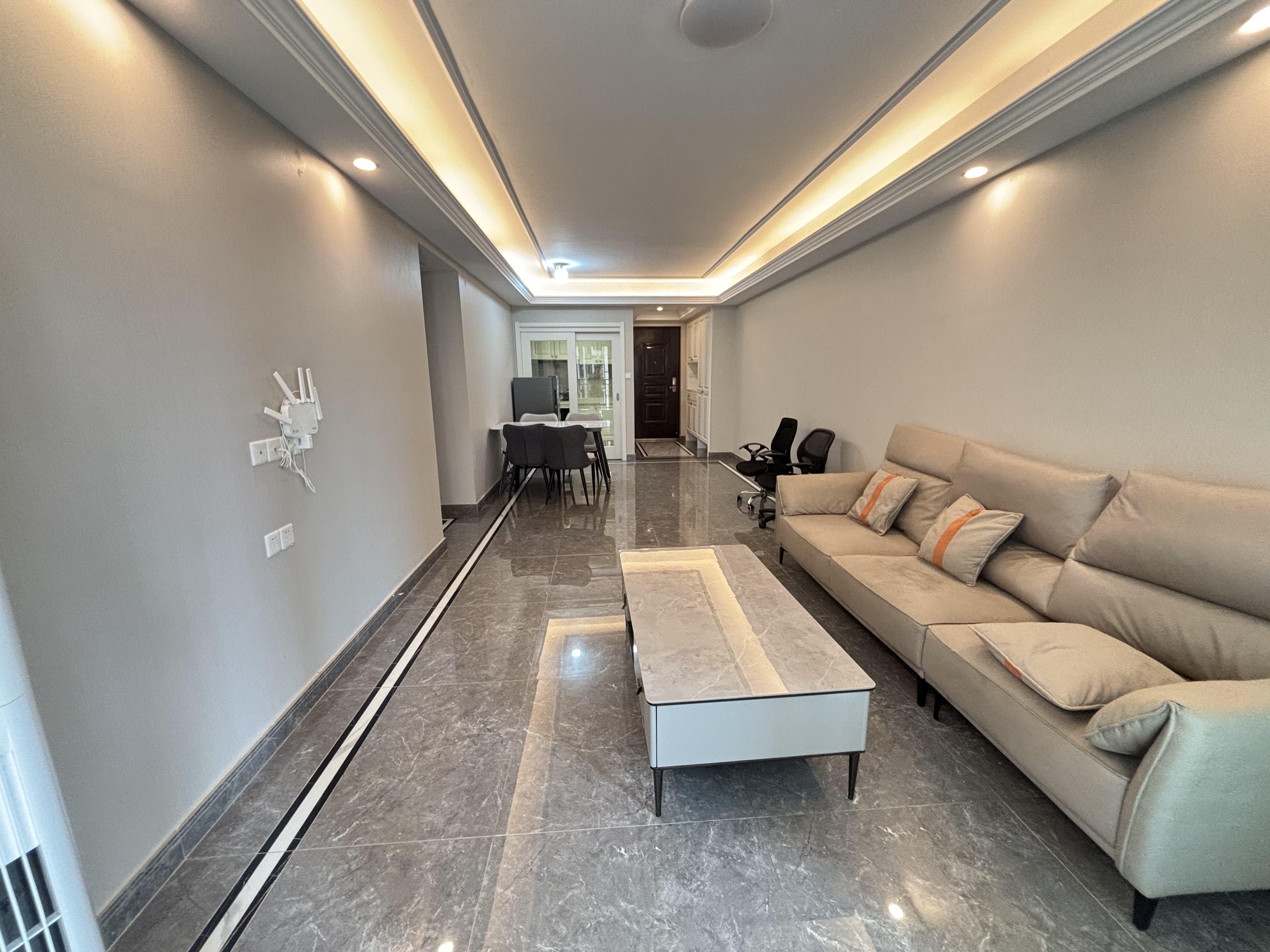 中海珑悦府  3室1厅1卫    2800.0元/月 中海珑悦府  3室1厅1卫    2800.0元/月户型图