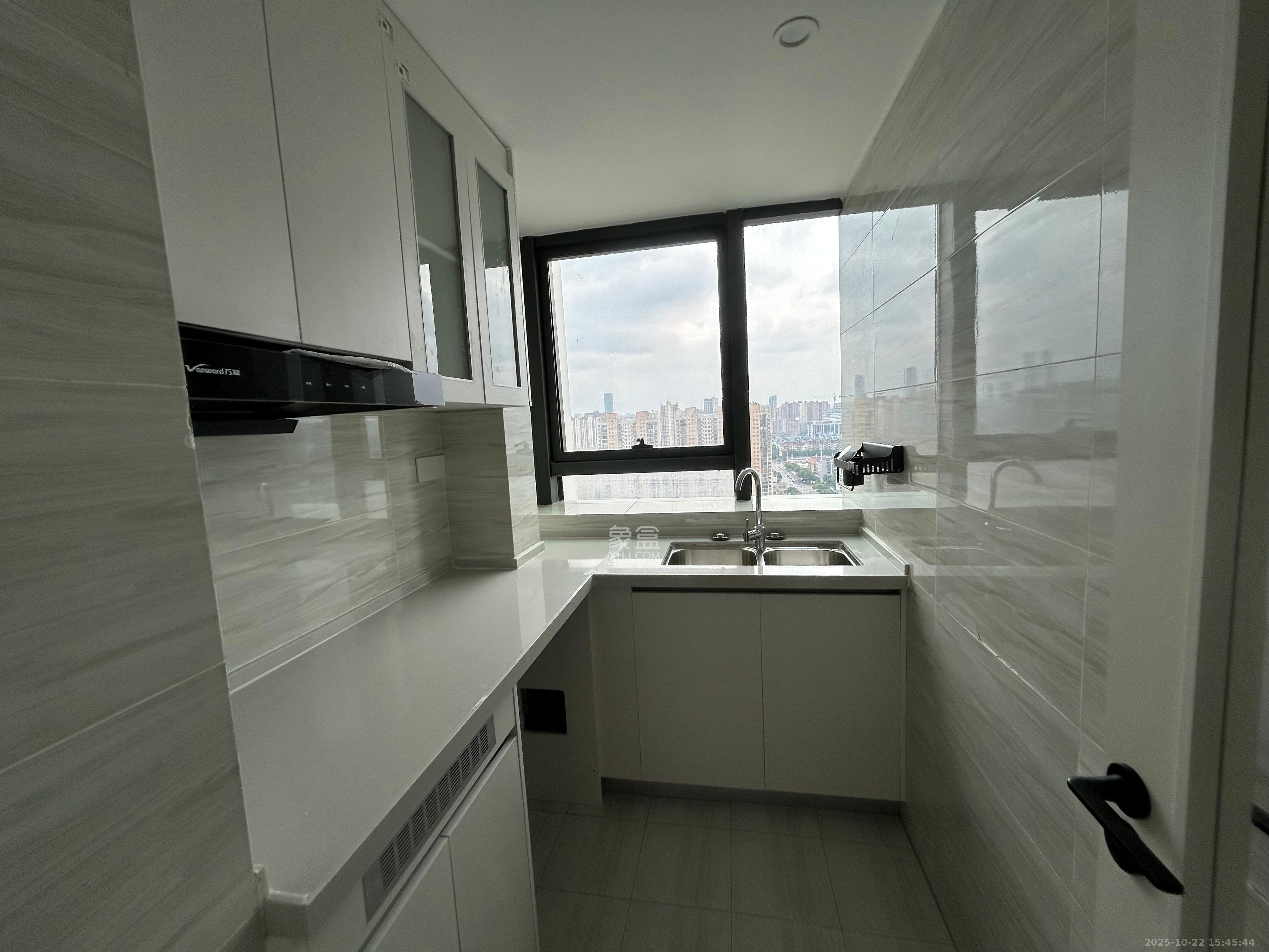 恒大珺悦府  1室0厅0卫    3000.0元/月室内图