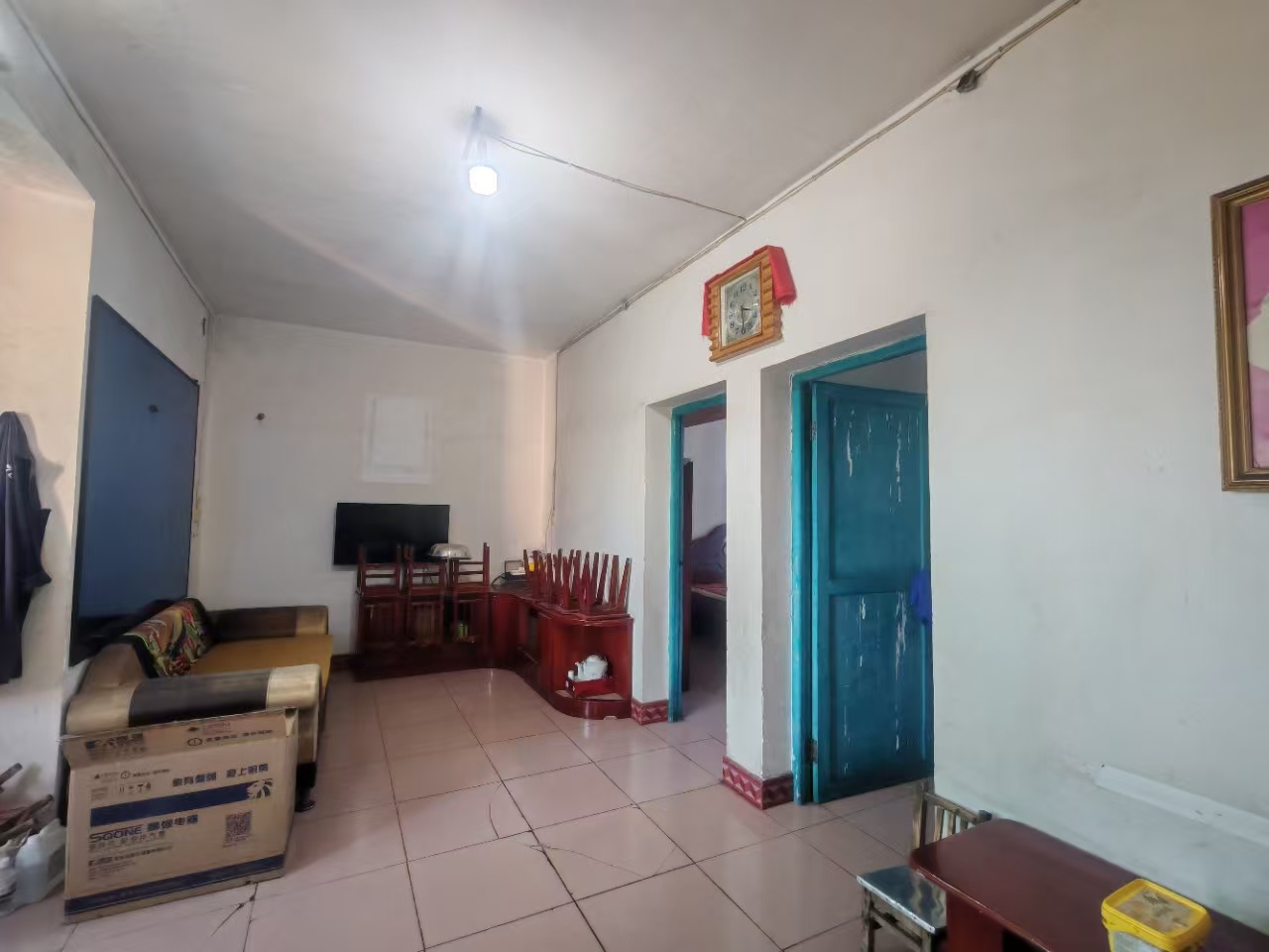 赫山办事处东风岭社区 2室1厅1卫 680.0元/月 赫山办事处东风岭社区 2室1厅1卫 680.0元/月室内图