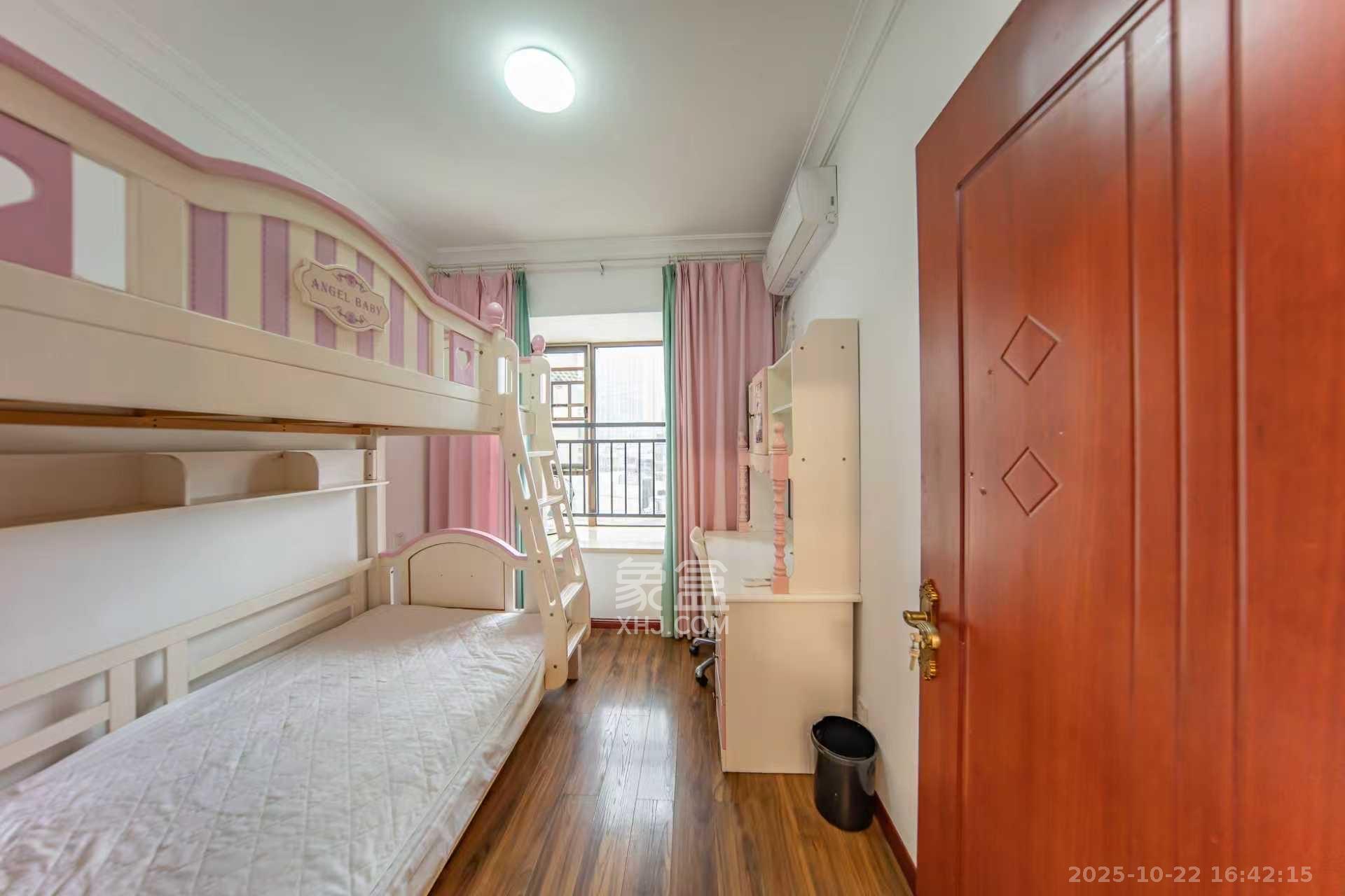 江山帝景哈佛  3室2厅1卫    2300.0元/月 江山帝景哈佛  3室2厅1卫    2300.0元/月室内图