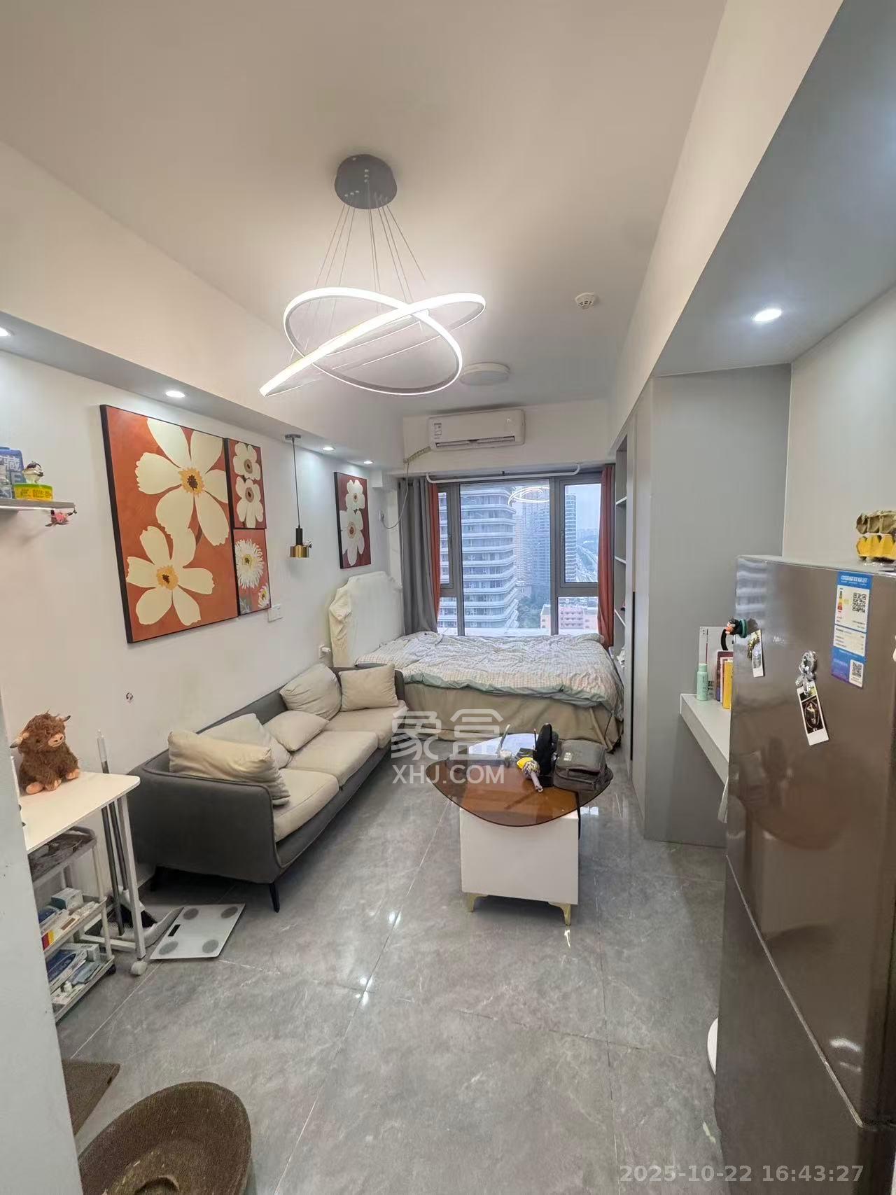 保利天禧EF区  1室0厅0卫    1800.0元/月室内图