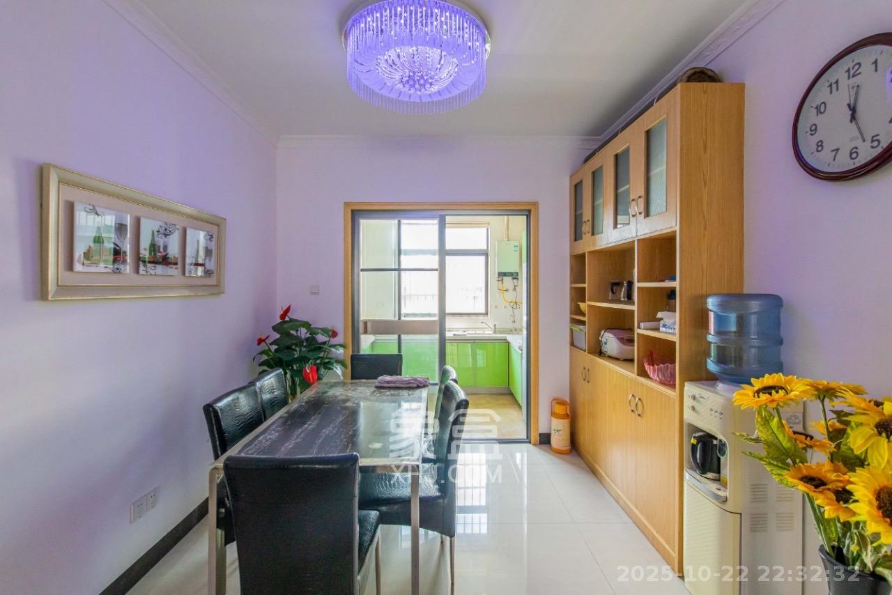 幸福里润城（幸福里二期）  4室2厅2卫    2500.0元/月室内图