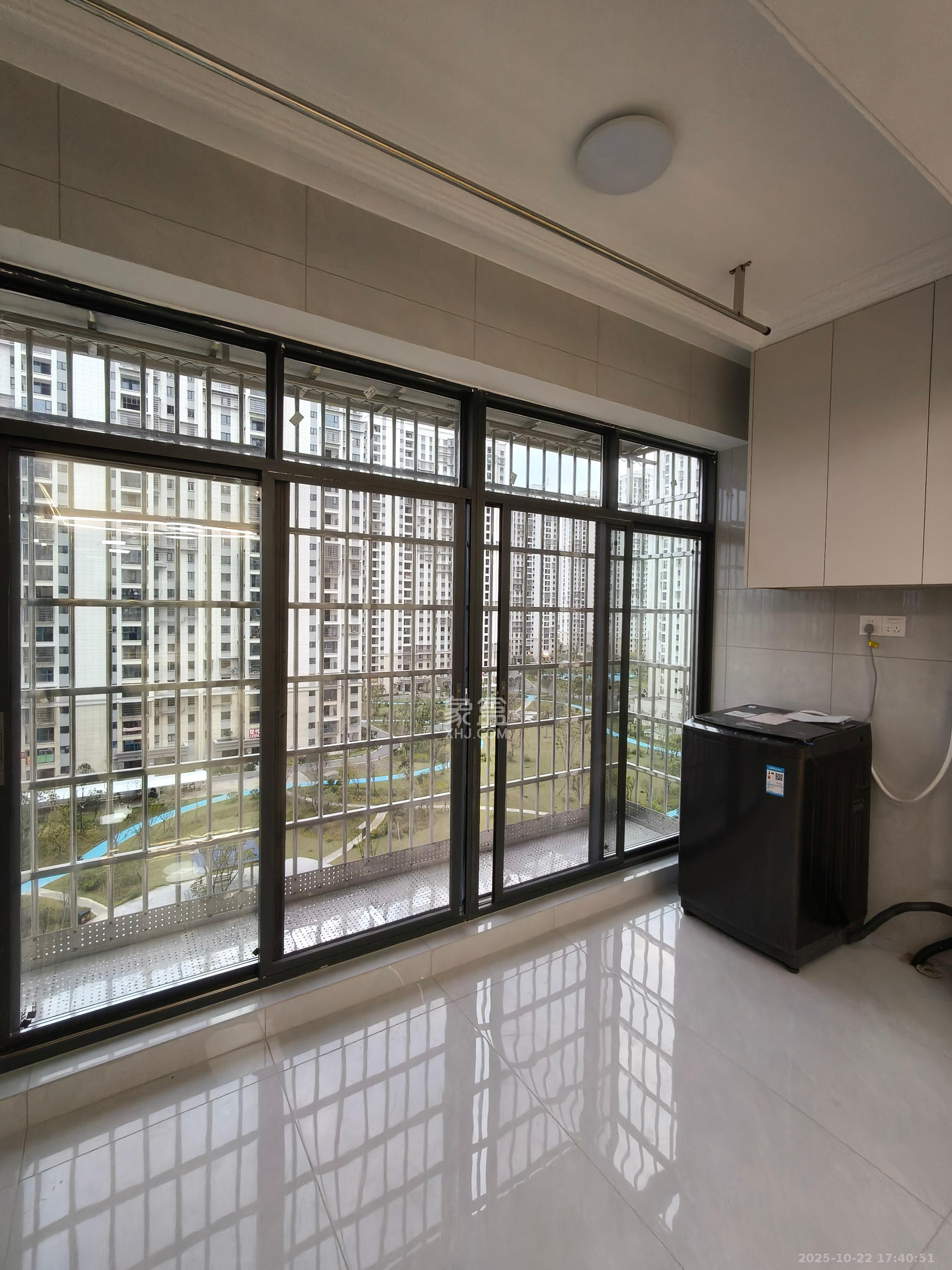 和景家园二期  1室0厅0卫    1800.0元/月 和景家园二期  1室0厅0卫    1800.0元/月室内图