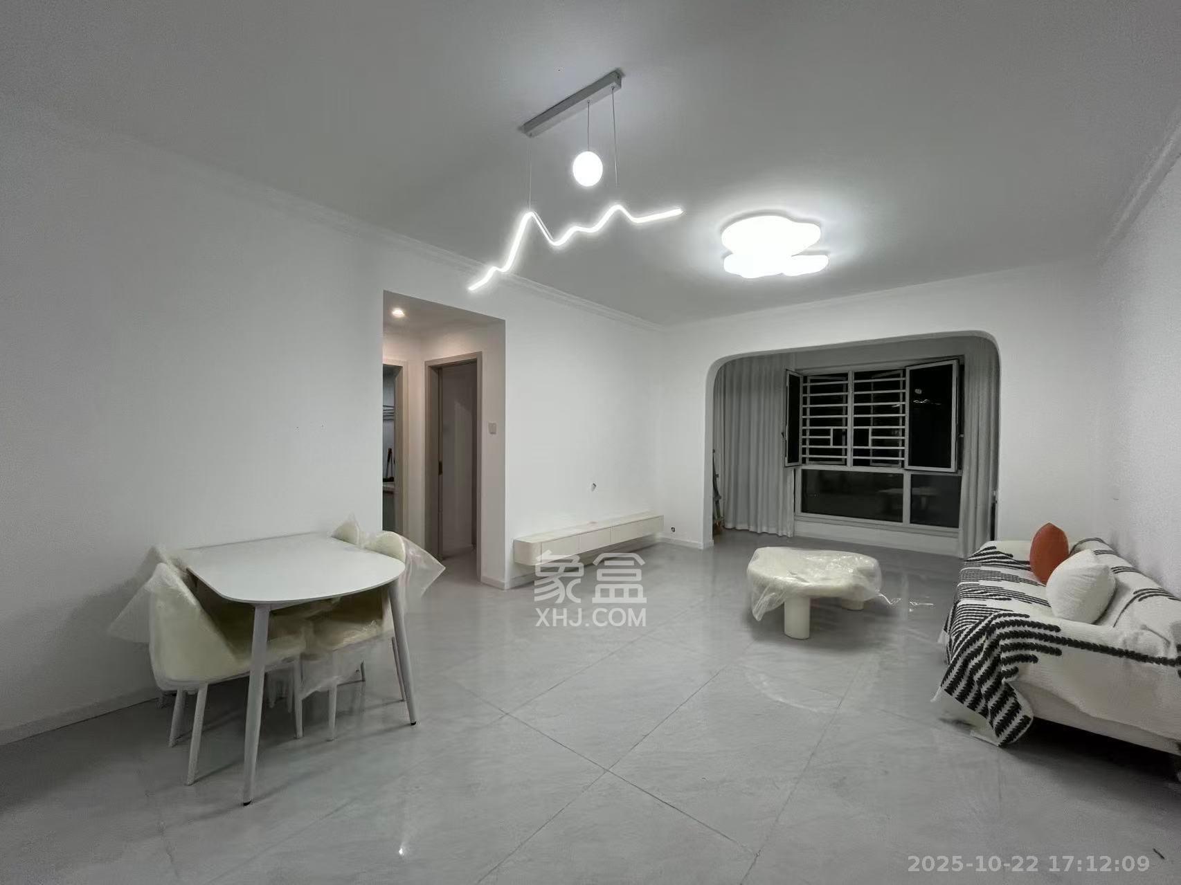 博长山水香颐  1室0厅0卫    2000.0元/月 博长山水香颐  1室0厅0卫    2000.0元/月