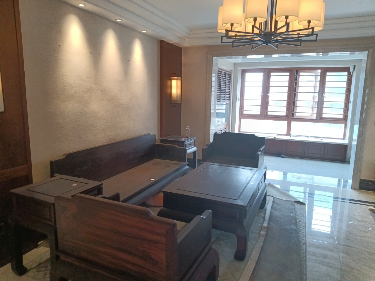 海阔天空-国瑞城三期（铂仕苑）  3室2厅2卫    360.0万室内图