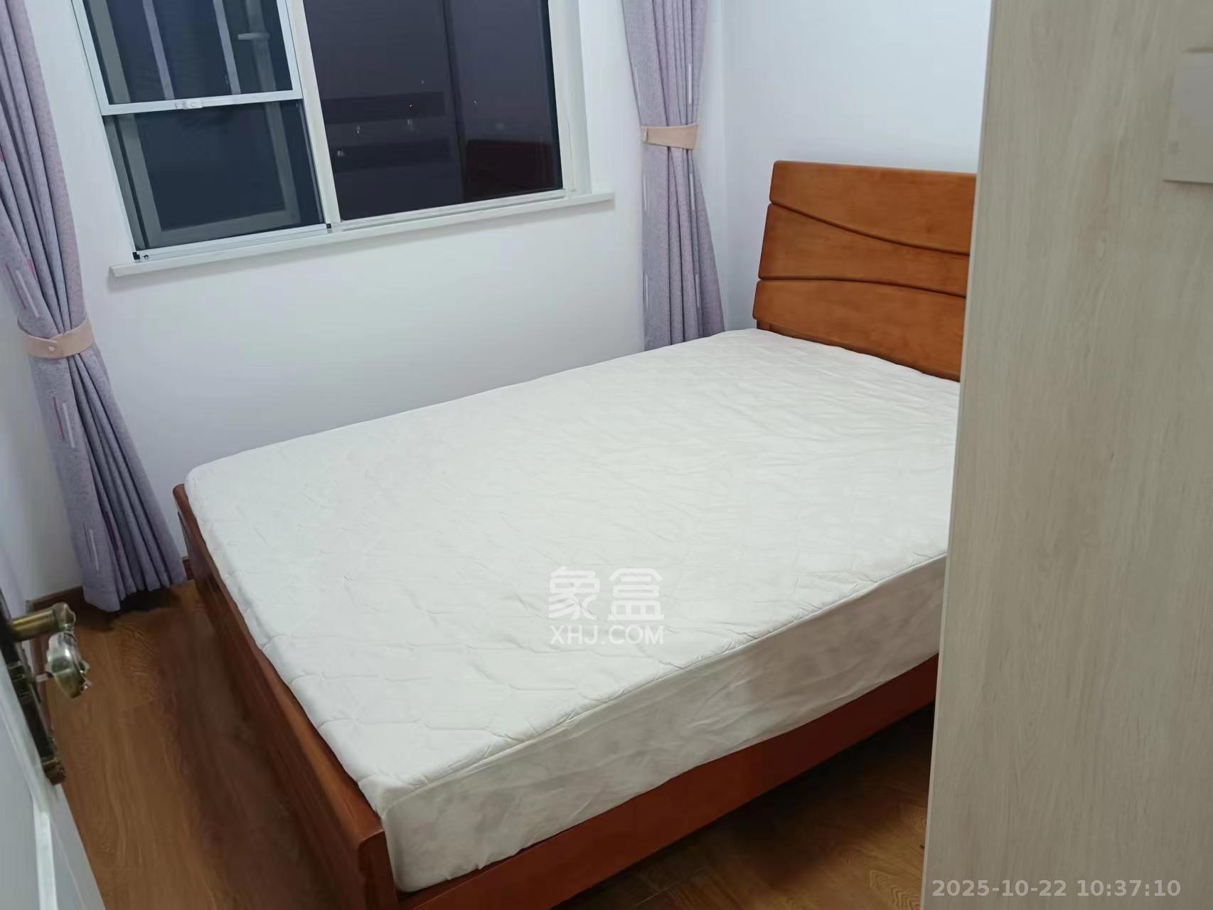 美麓阳光  3室2厅1卫    2500.0元/月室内图