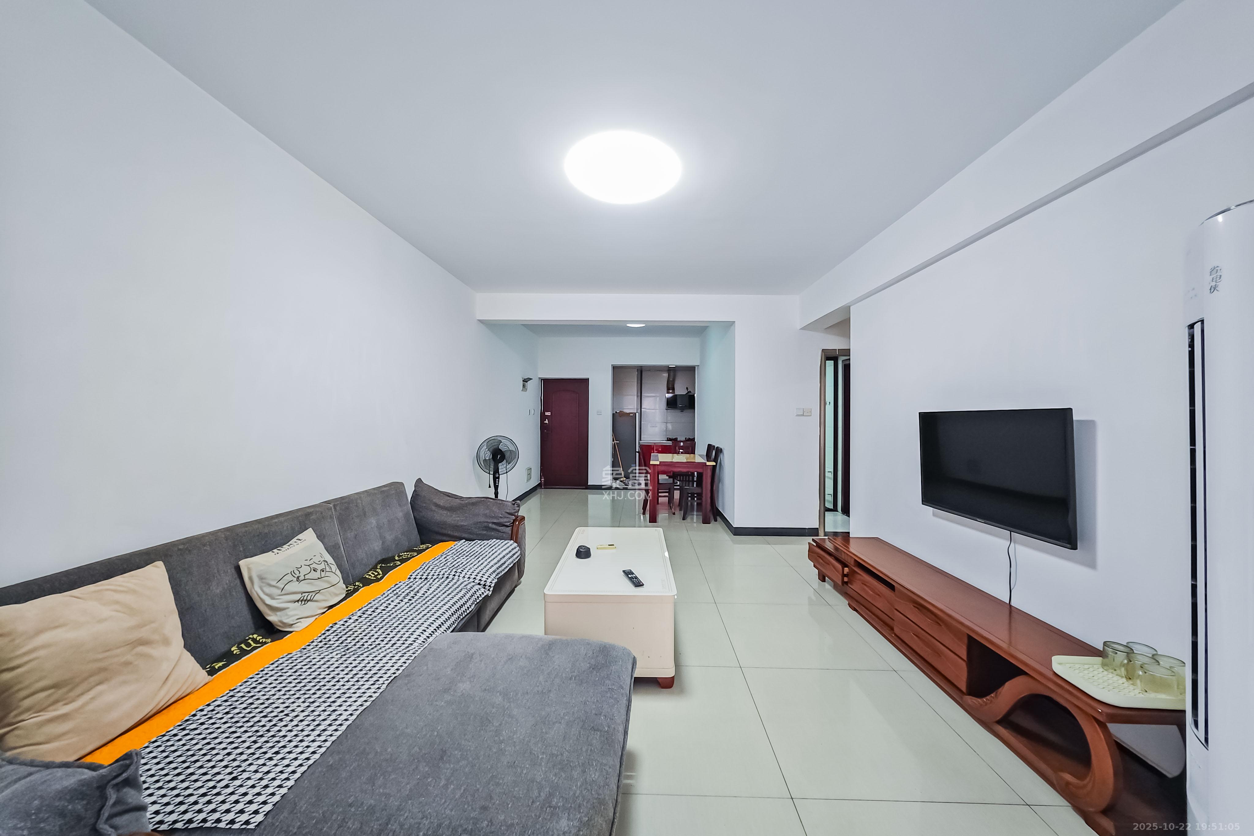 海拔东方  3室2厅1卫    75.0万