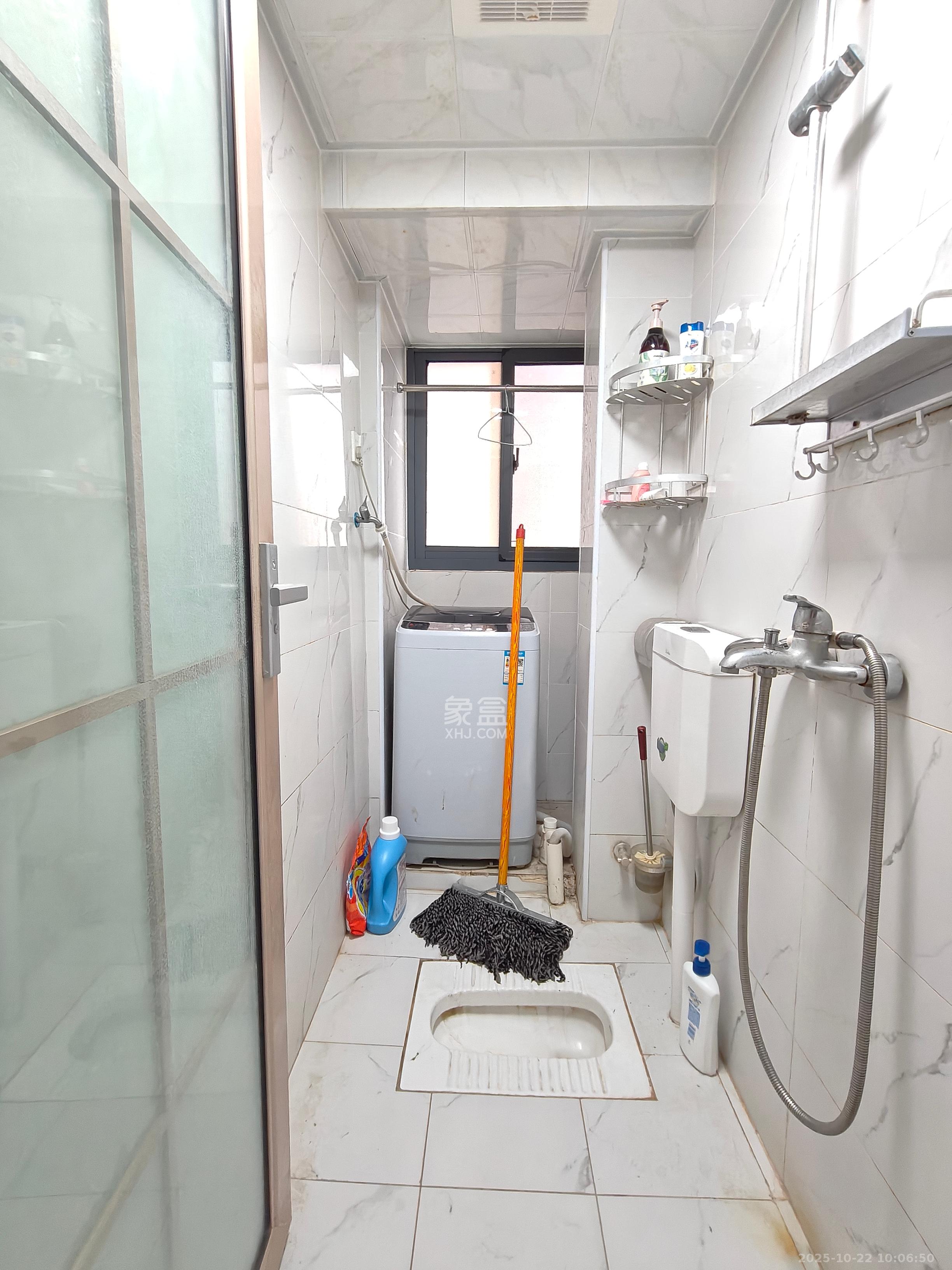 燕山街社区  2室1厅1卫    1900.0元/月 燕山街社区  2室1厅1卫    1900.0元/月室内图