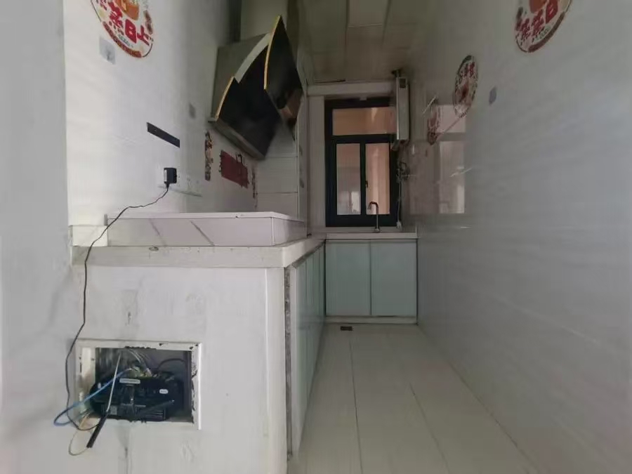 亚太.银泉花园  2室2厅1卫    70.63万室内图