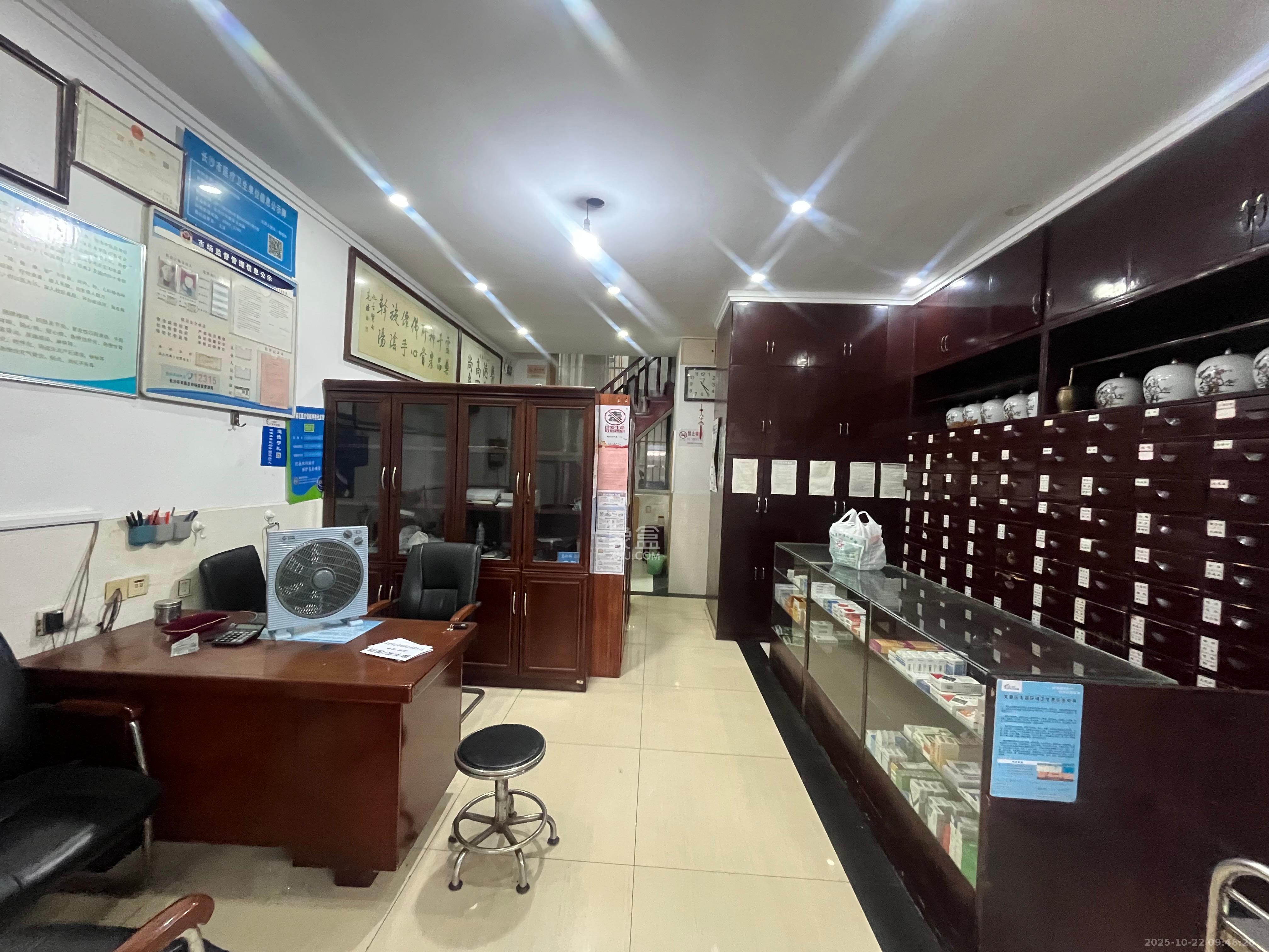 星典时代   42.68㎡      6000.0元/月室内图