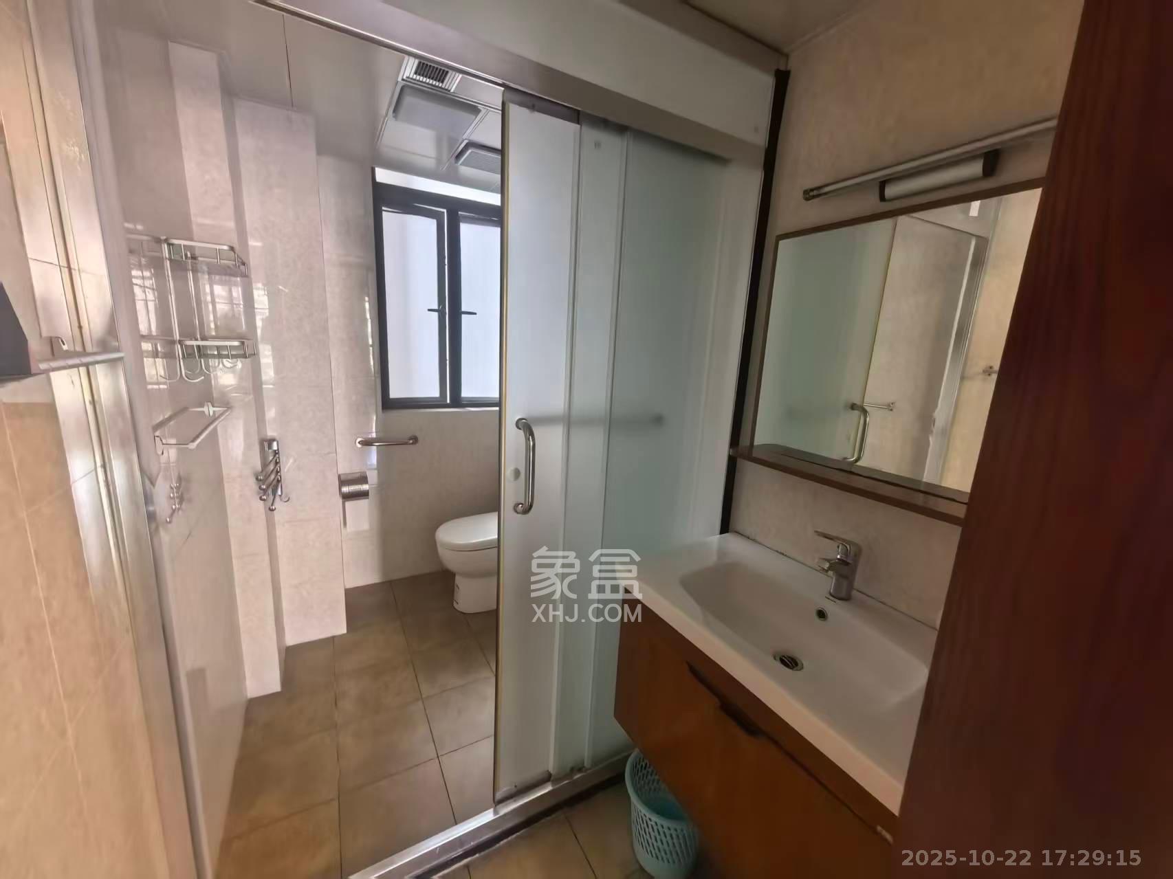 建发汇金国际  2室2厅1卫    3100.0元/月 建发汇金国际  2室2厅1卫    3100.0元/月室内图