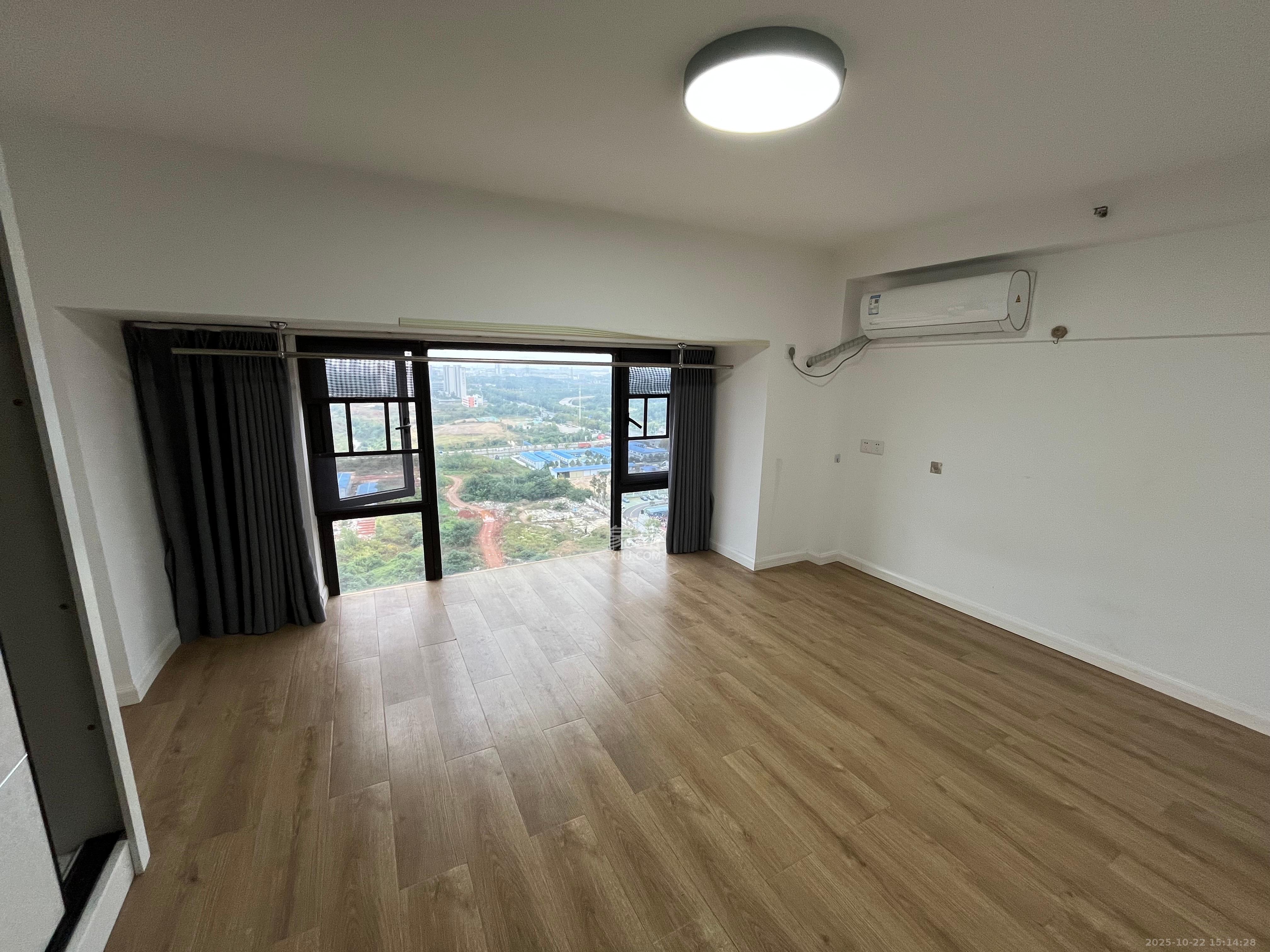 新城悦隽  4室2厅2卫    3200.0元/月 新城悦隽  4室2厅2卫    3200.0元/月室内图