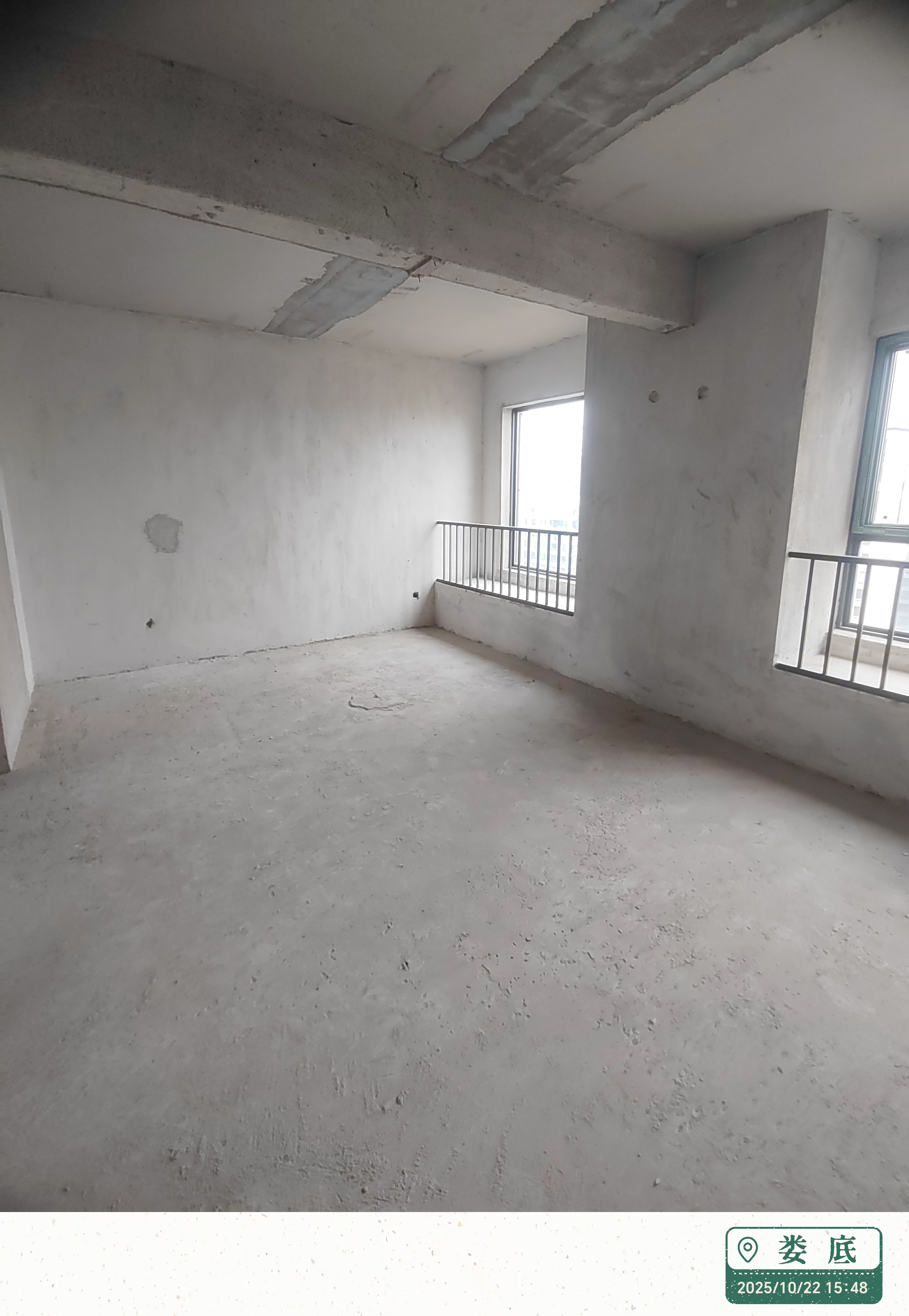 金信园林嘉园  4室2厅2卫    79.8万客厅