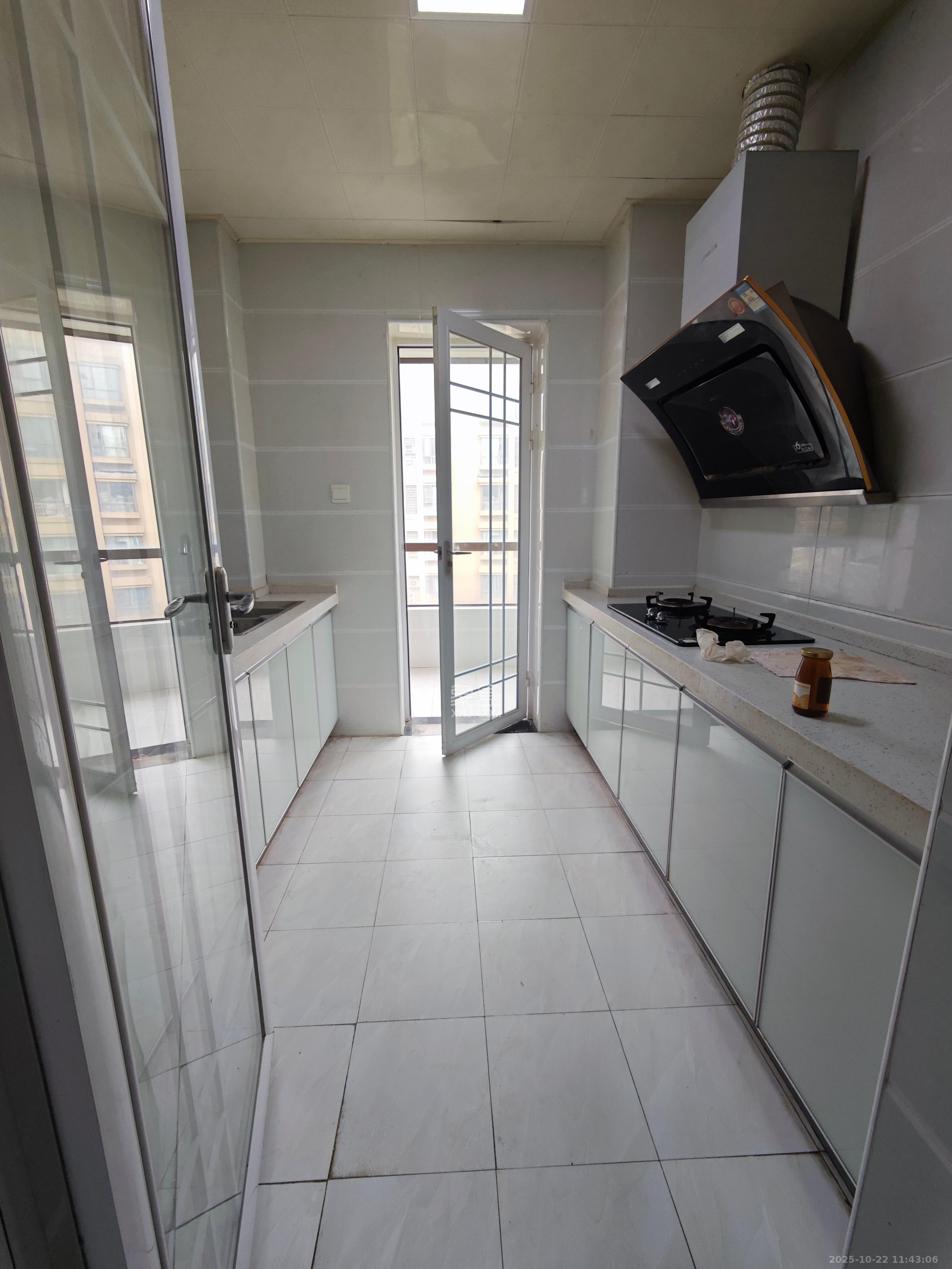 山语城二期  2室2厅1卫    1800.0元/月 山语城二期  2室2厅1卫    1800.0元/月室内图