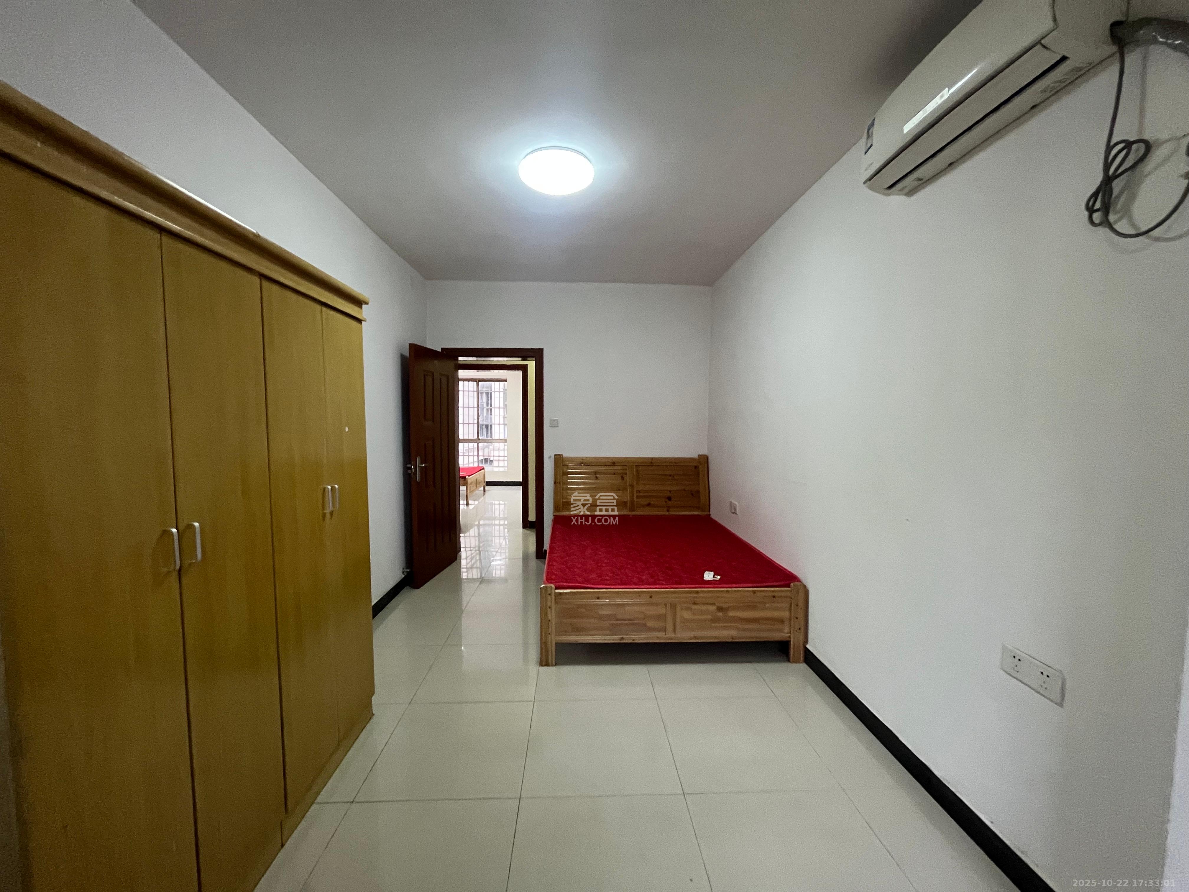 金峰小区北院(七里营社区)  3室2厅2卫    1900.0元/月 金峰小区北院(七里营社区)  3室2厅2卫    1900.0元/月室内图