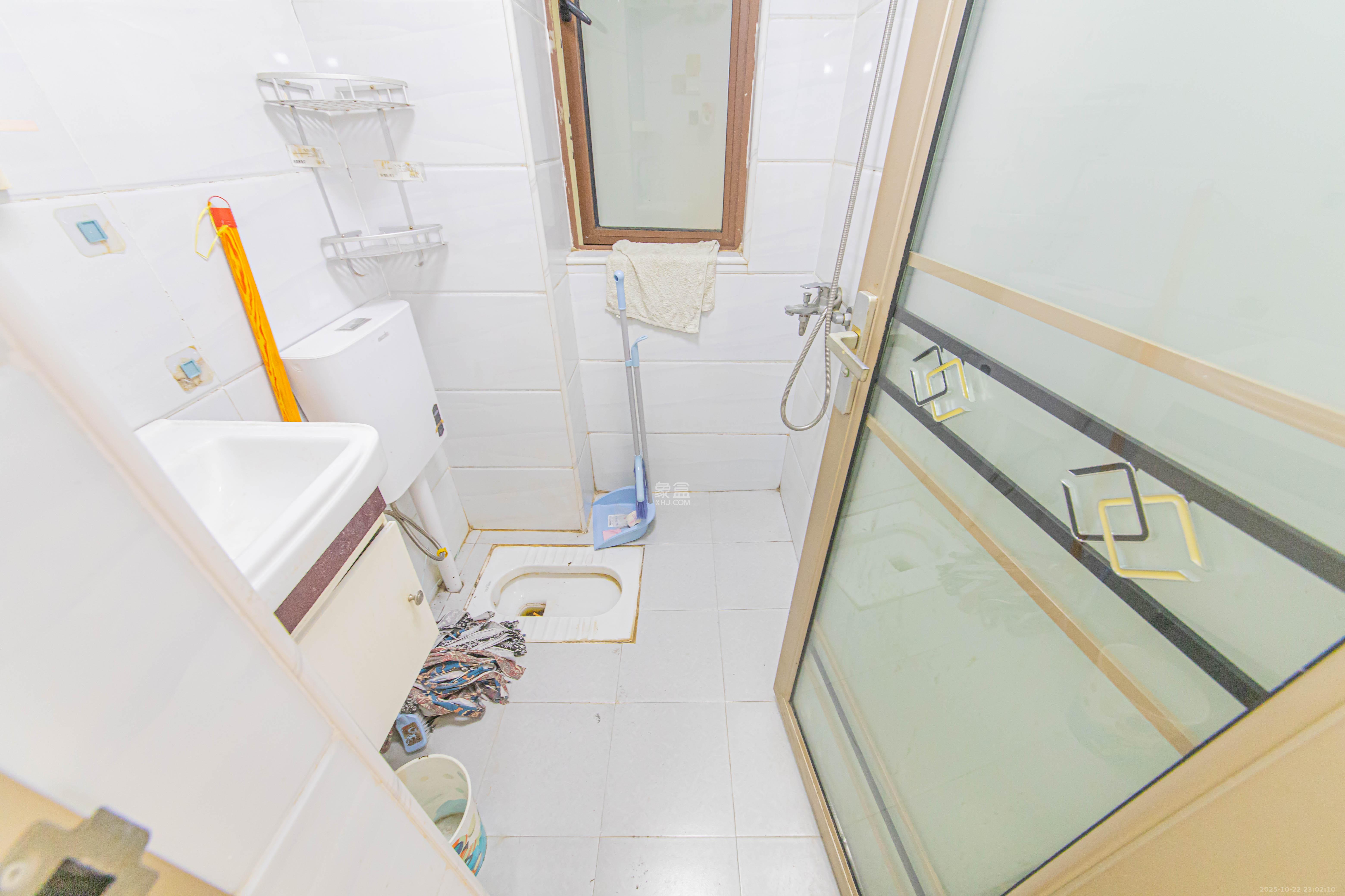 金房奥斯卡  1室1厅1卫    30.0万卫生间