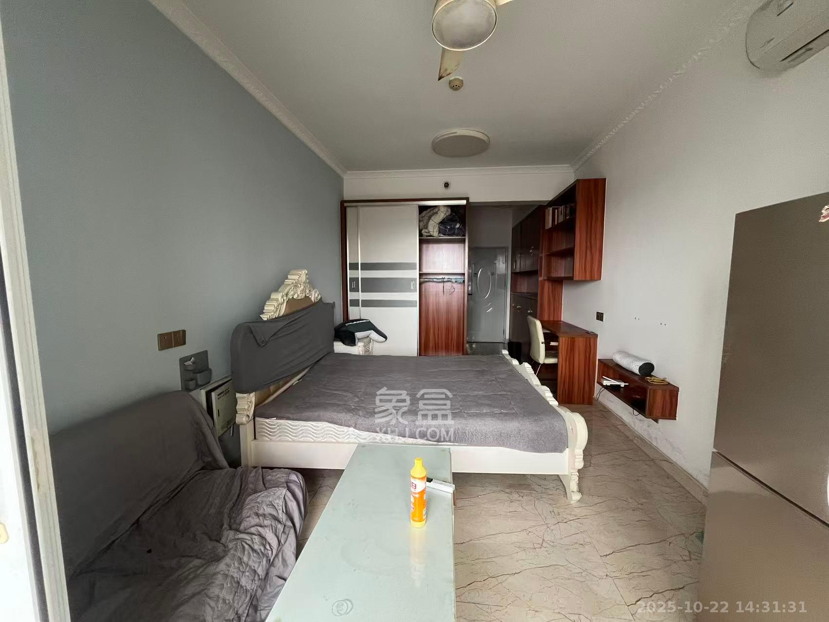 怡海星城  1室1厅1卫    1000.0元/月室内图