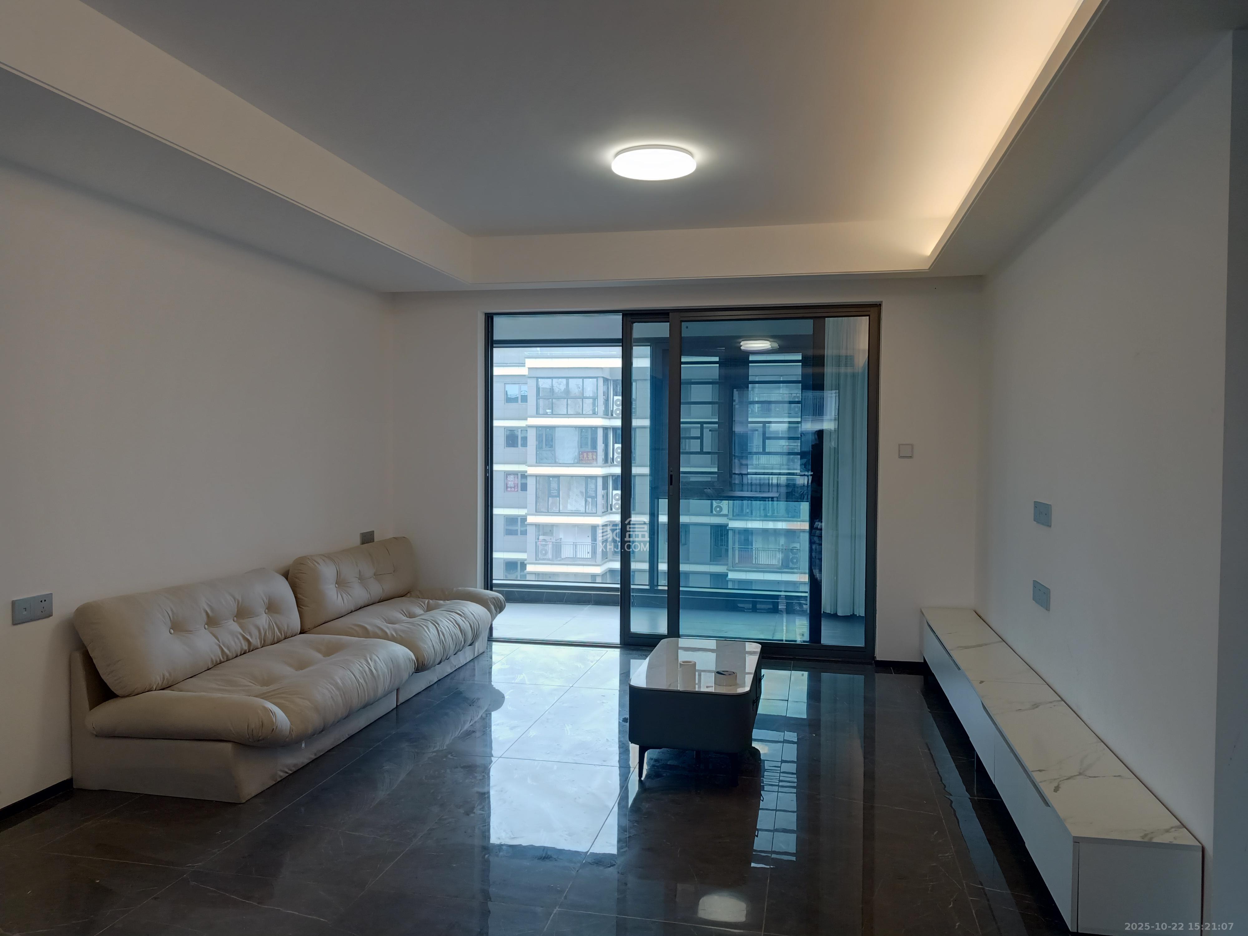 中海寰宇天下 4室2厅2卫 3600.0元/月 中海寰宇天下 4室2厅2卫 3600.0元/月室内图