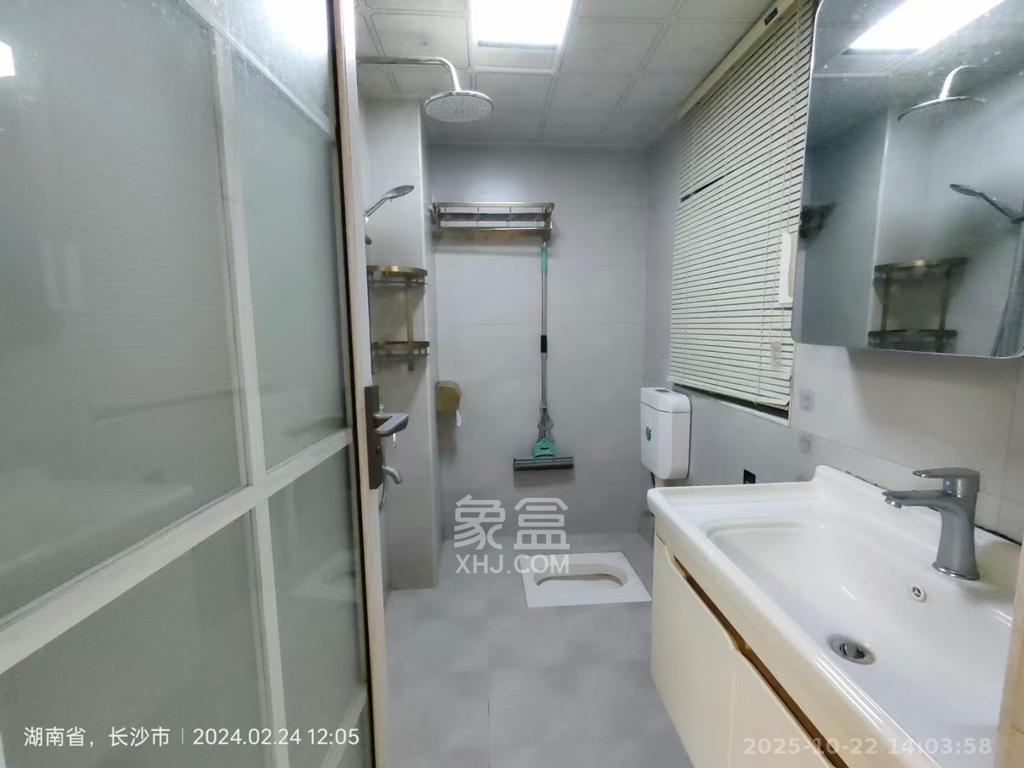 深业睿城  2室2厅1卫    2300.0元/月 深业睿城  2室2厅1卫    2300.0元/月室内图