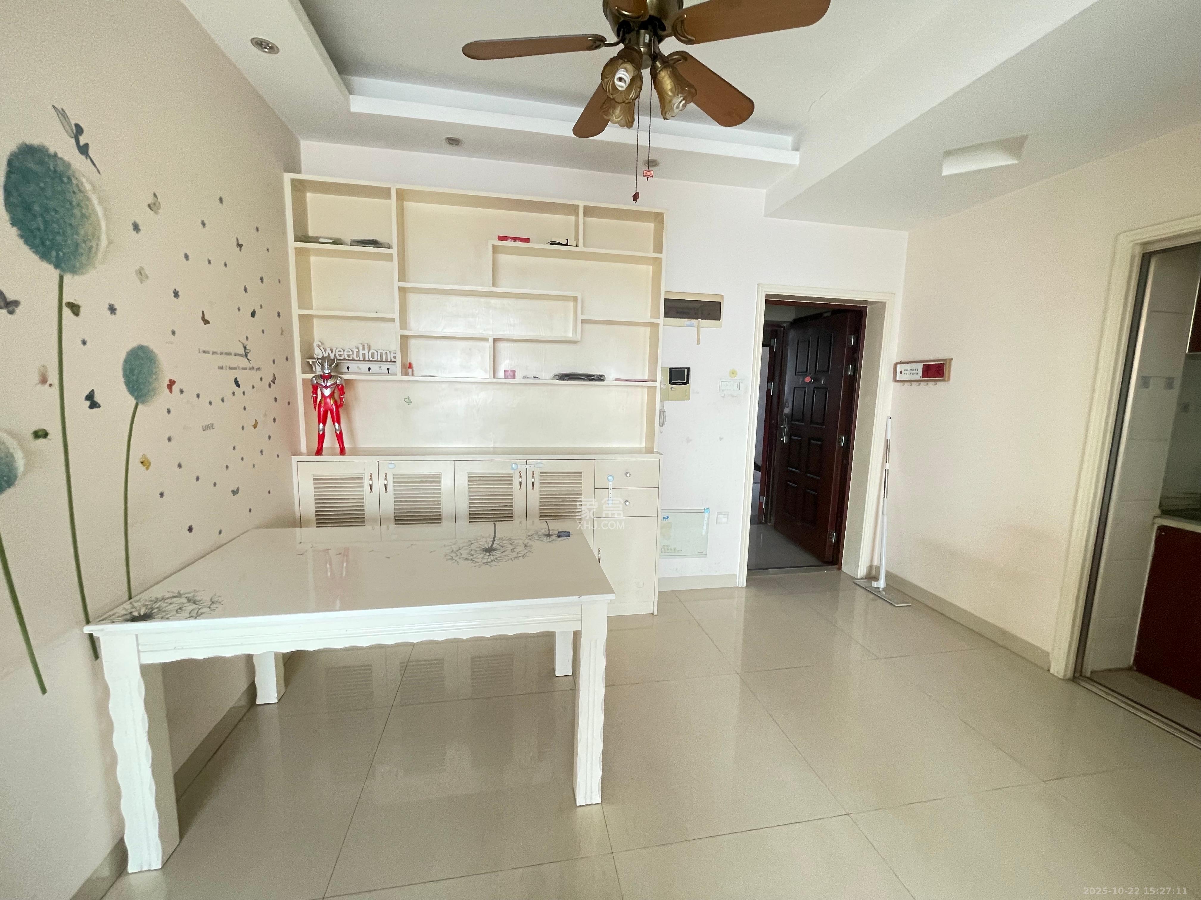 城南故事家园  2室2厅1卫    1900.0元/月室内图