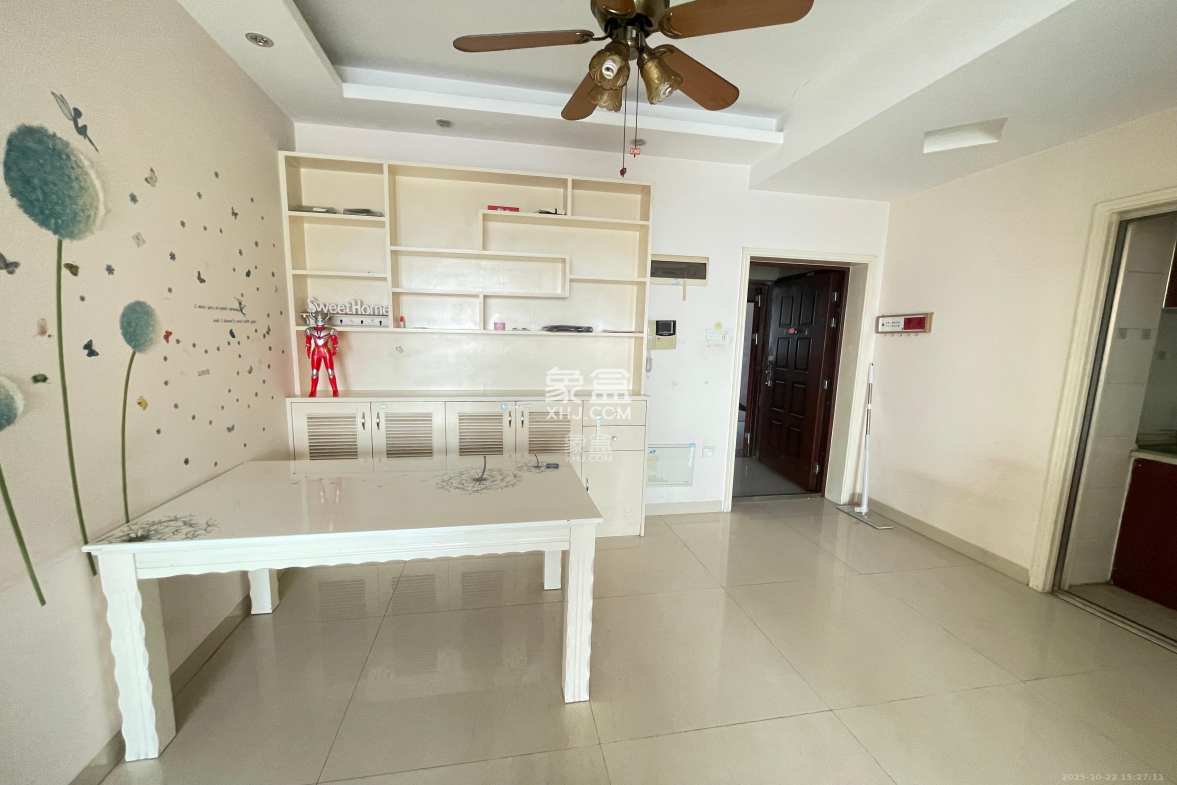 城南故事家园  2室2厅1卫    1900.0元/月 城南故事家园  2室2厅1卫    1900.0元/月室内图