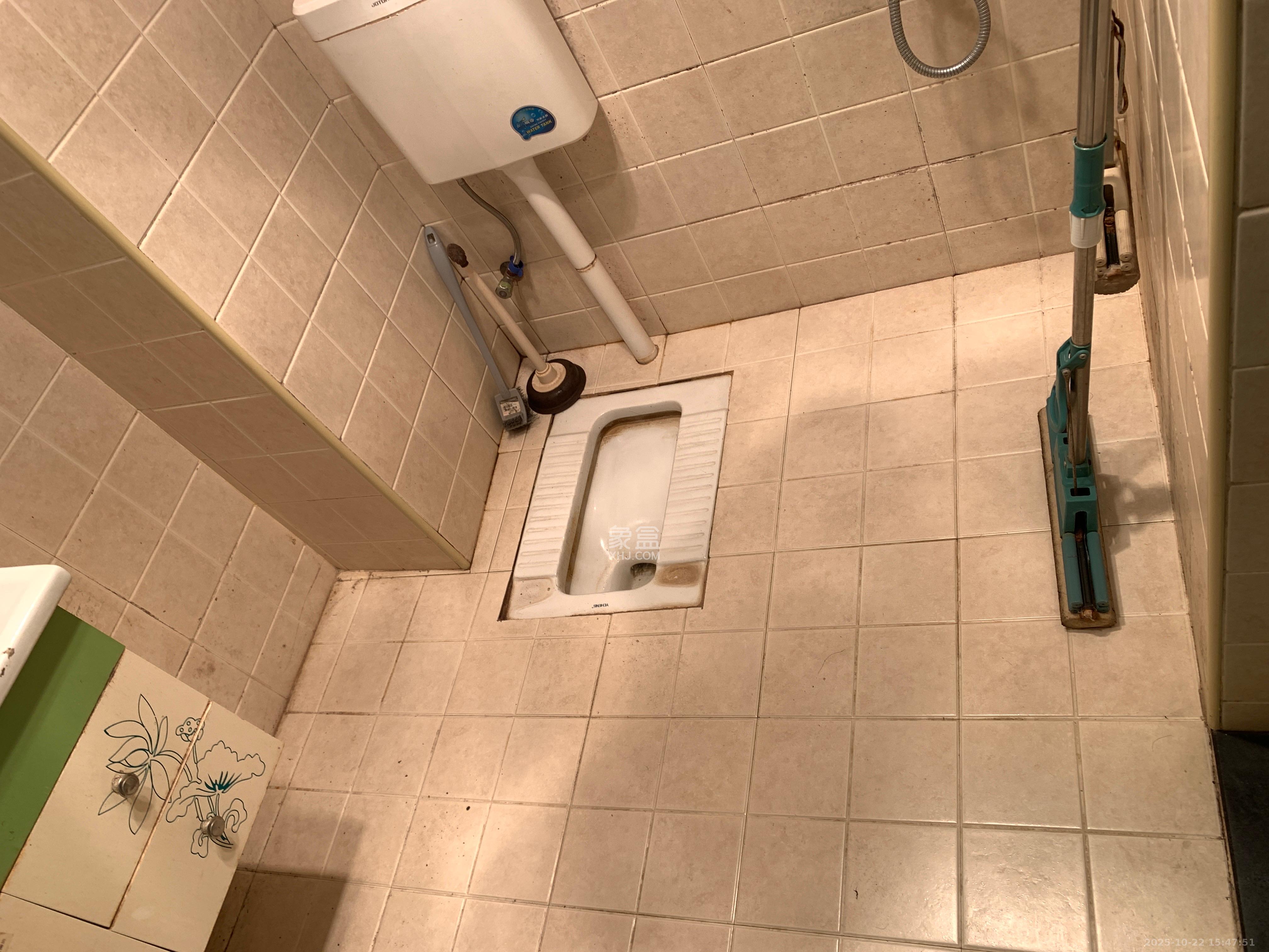 水岸世景  1室1厅1卫    1000.0元/月 水岸世景  1室1厅1卫    1000.0元/月室内图