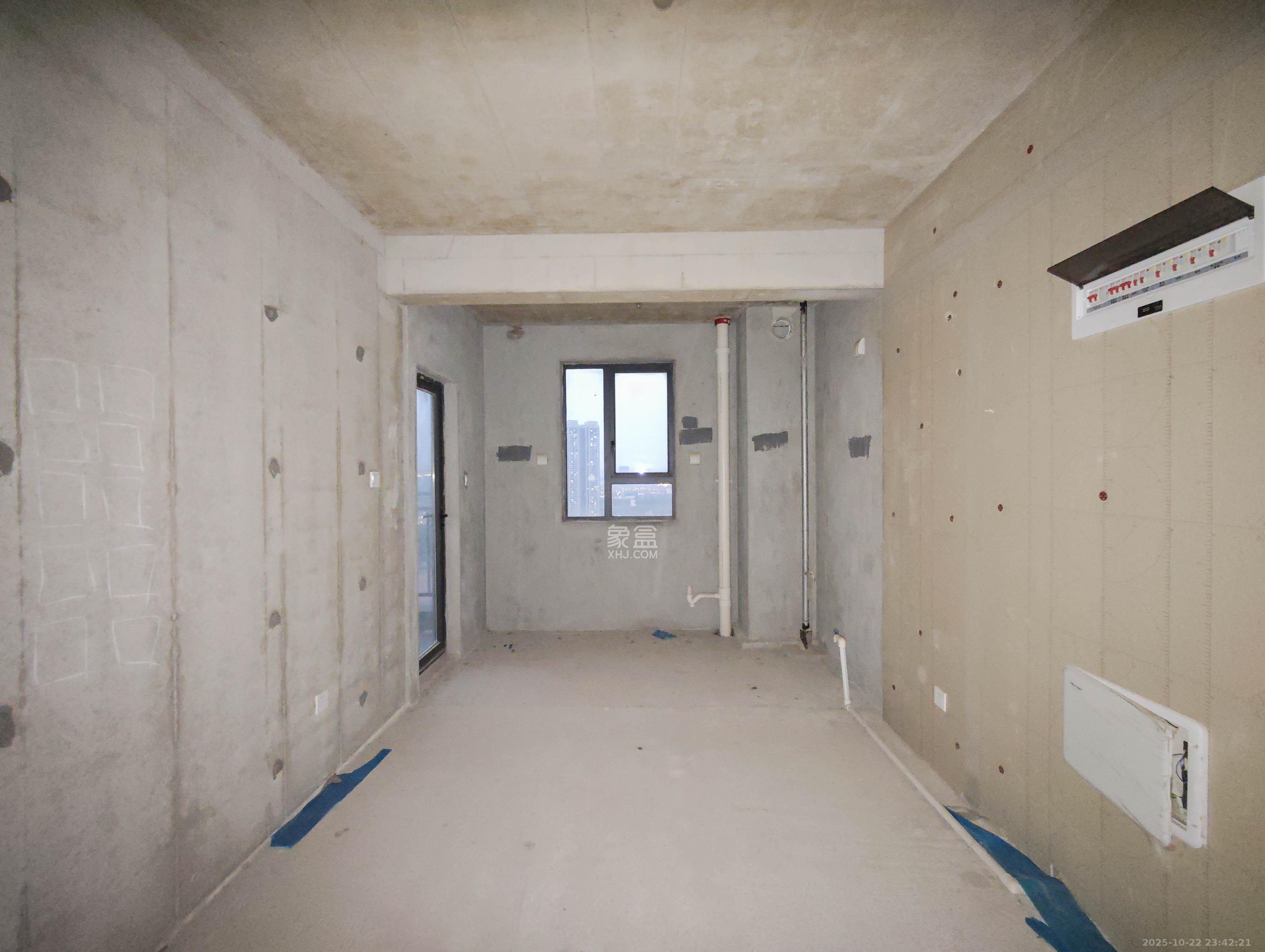 伊景园滨河苑 3室2厅2卫 75.0万 伊景园滨河苑 3室2厅2卫 75.0万其他