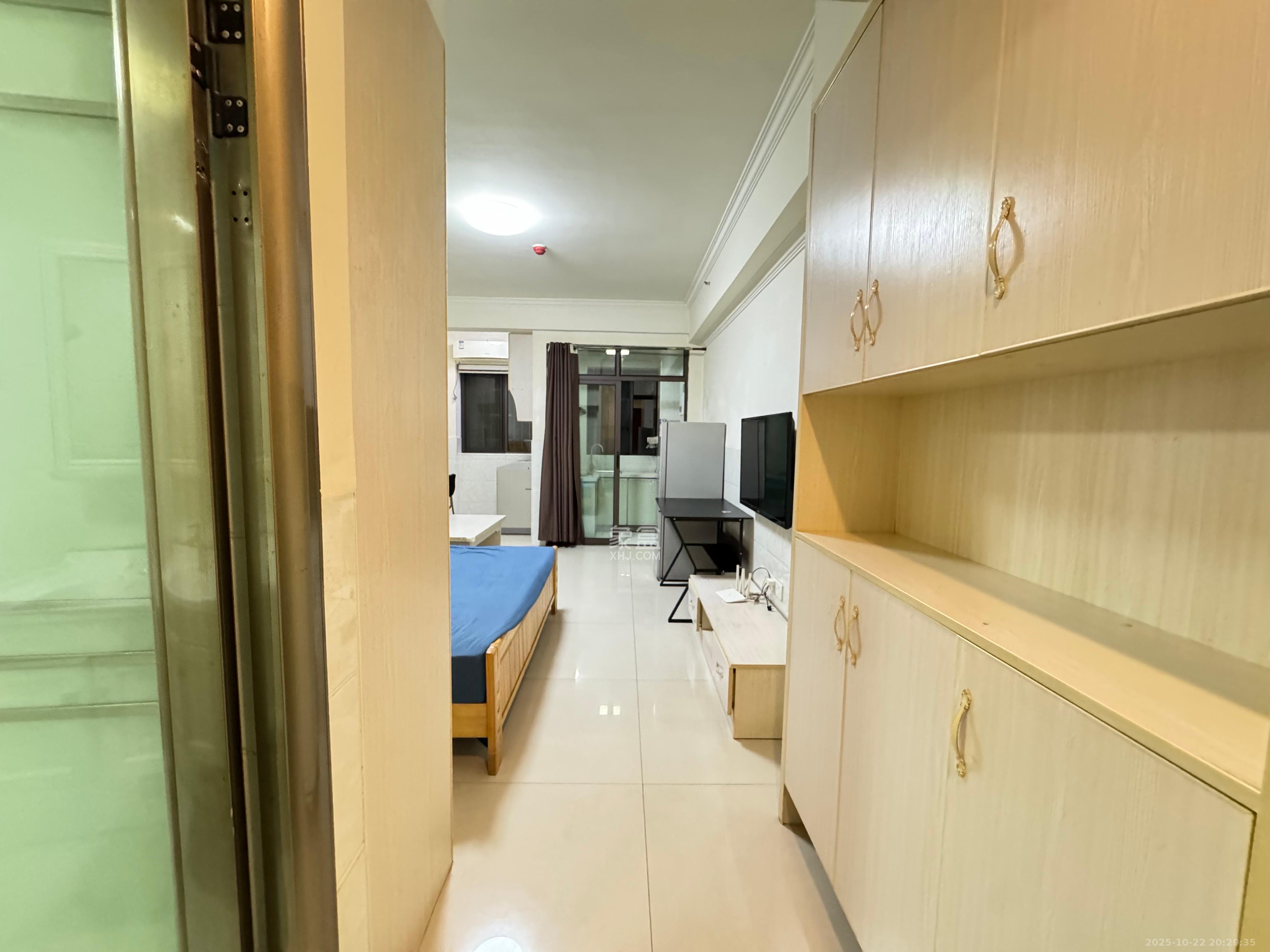 同鑫家园  1室1厅1卫    1300.0元/月室内图