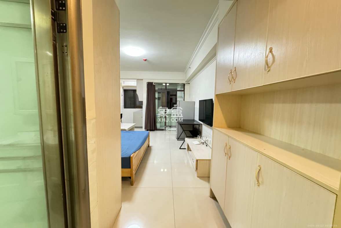 同鑫家园 1室1厅1卫 1300.0元/月 同鑫家园 1室1厅1卫 1300.0元/月室内图