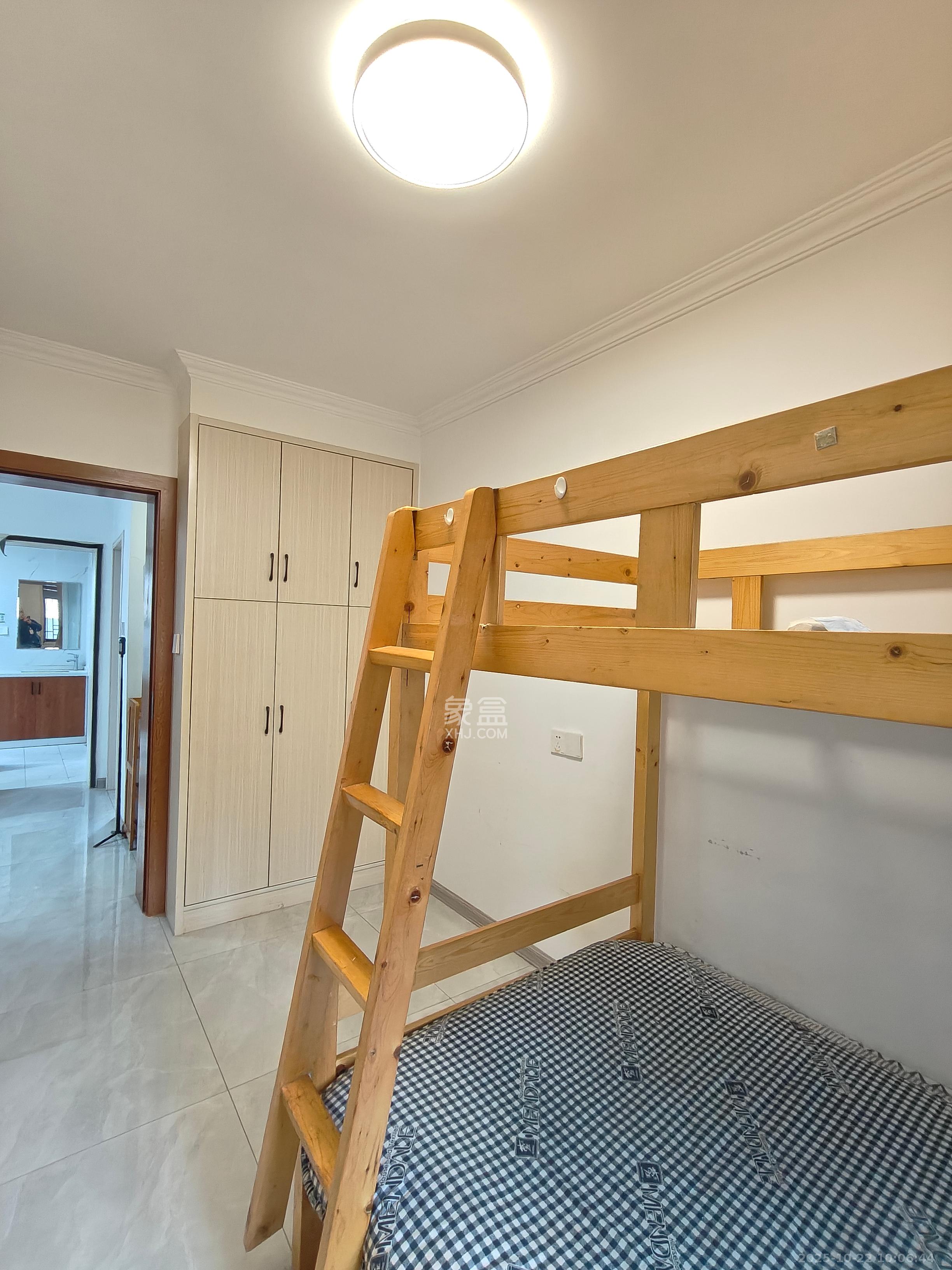 燕山街社区  2室1厅1卫    1900.0元/月 燕山街社区  2室1厅1卫    1900.0元/月室内图