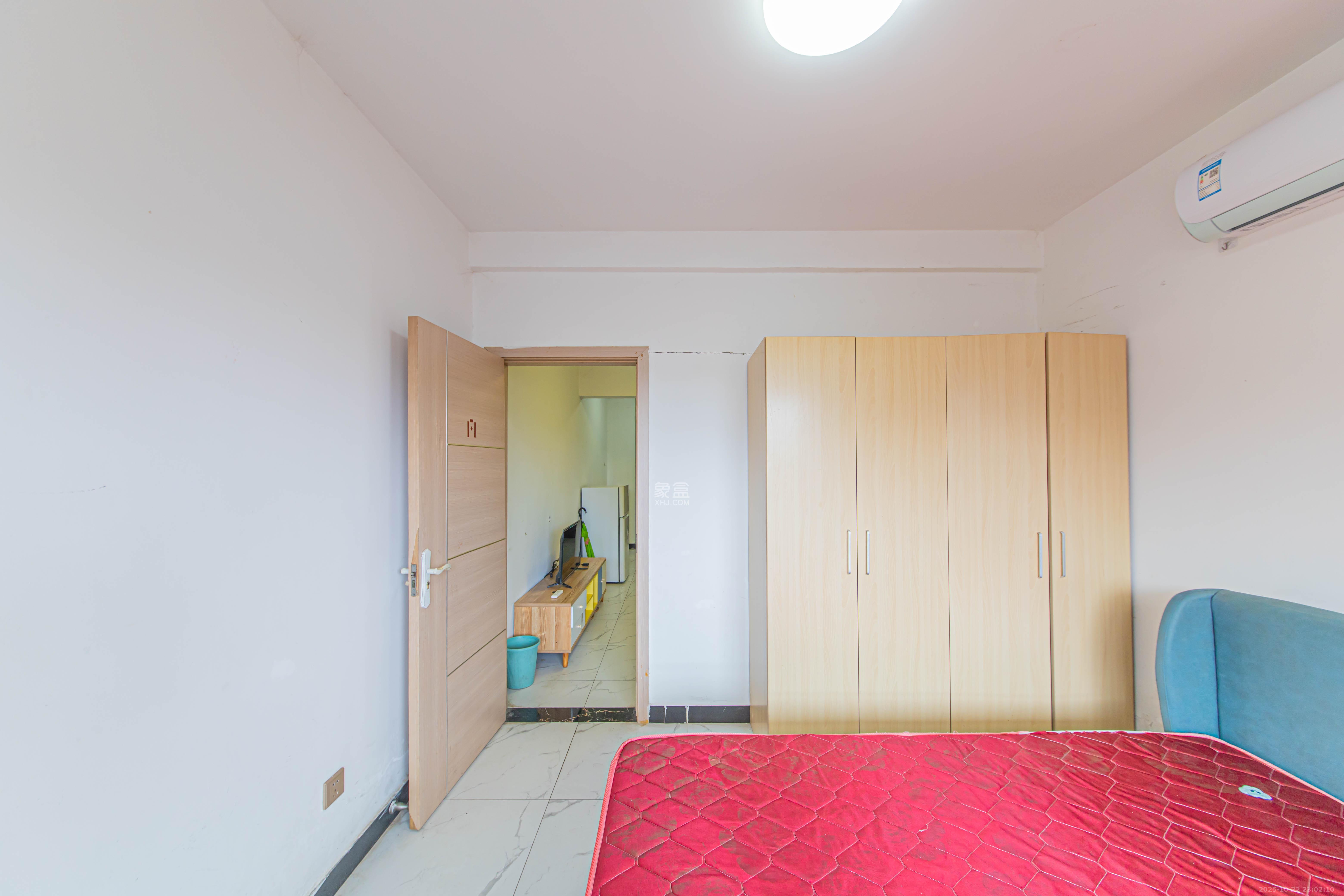 金房奥斯卡  1室1厅1卫    30.0万卧室