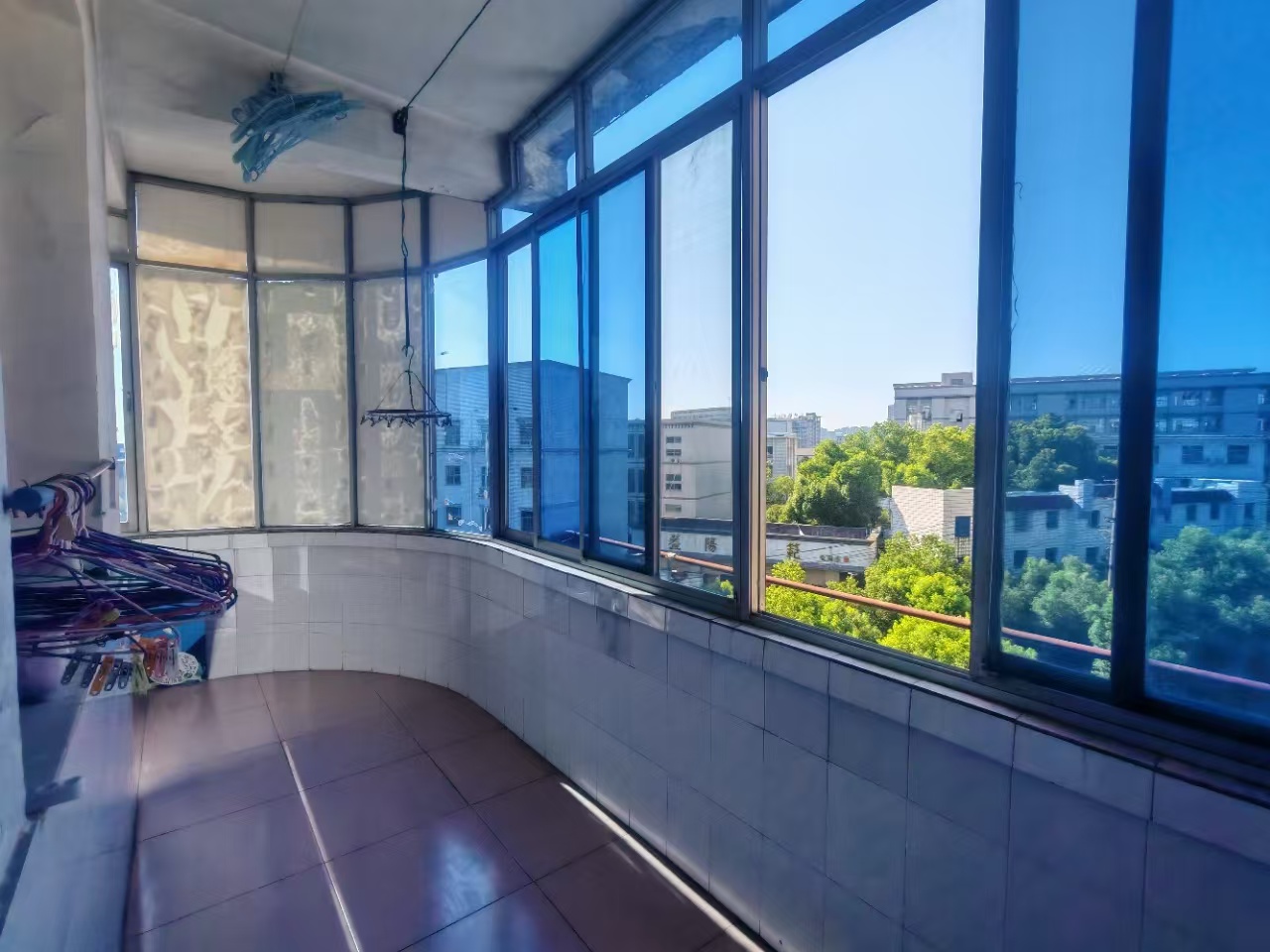 赫山办事处东风岭社区 2室1厅1卫 680.0元/月 赫山办事处东风岭社区 2室1厅1卫 680.0元/月室内图