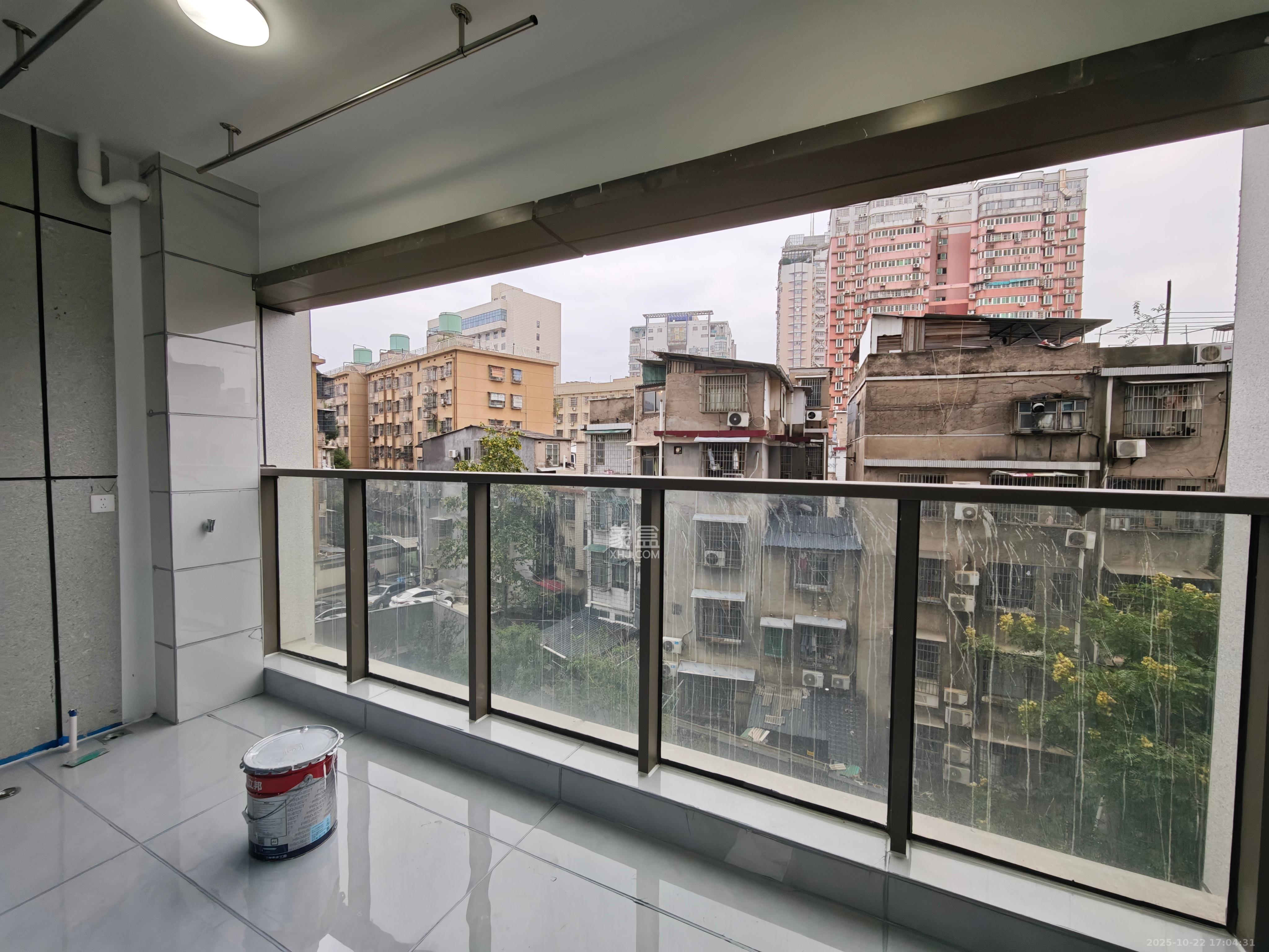 长沙檀府 4室2厅2卫 8000.0元/月 长沙檀府 4室2厅2卫 8000.0元/月室内图