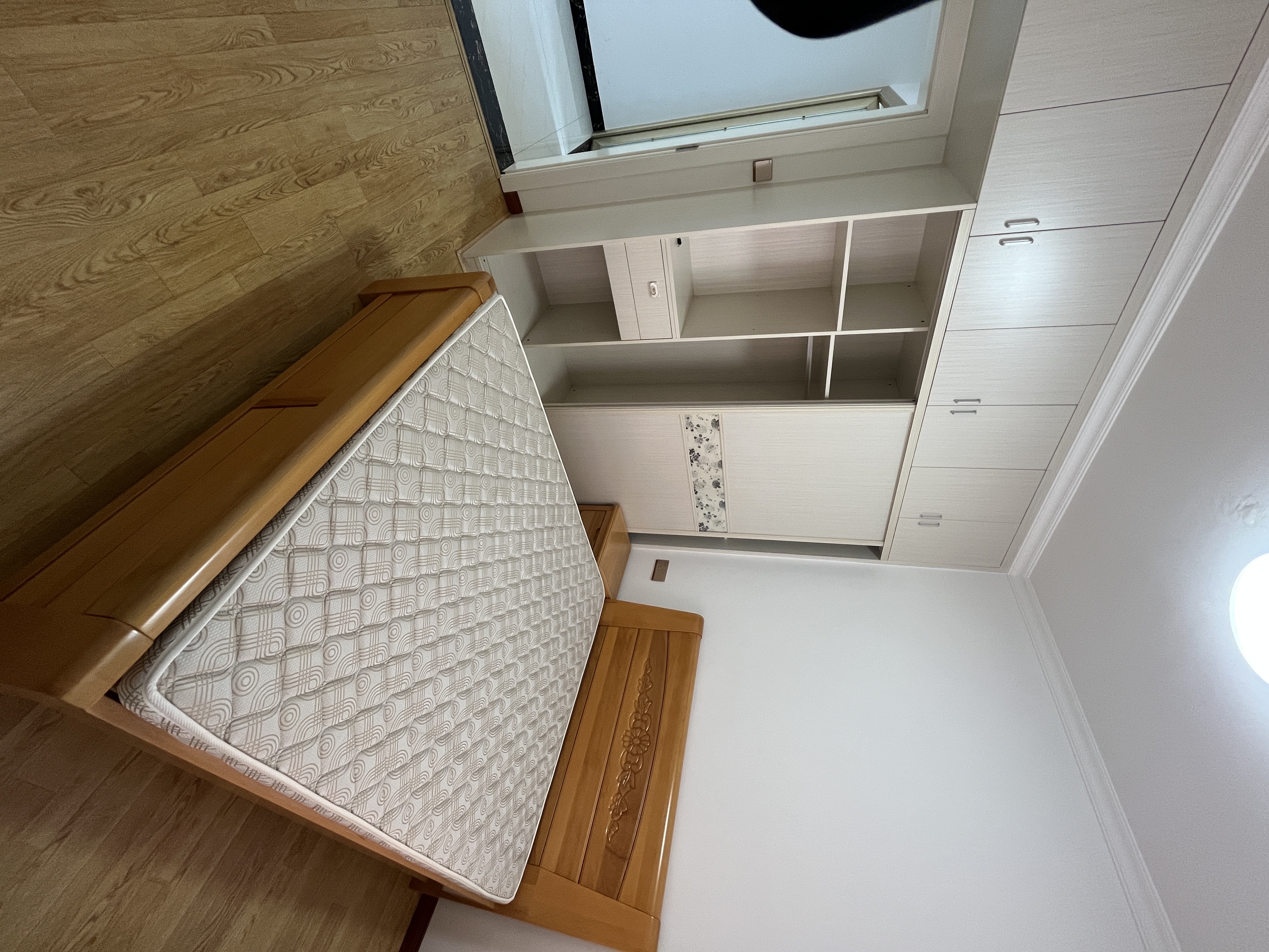 华新苑  2室2厅1卫    1900.0元/月室内图