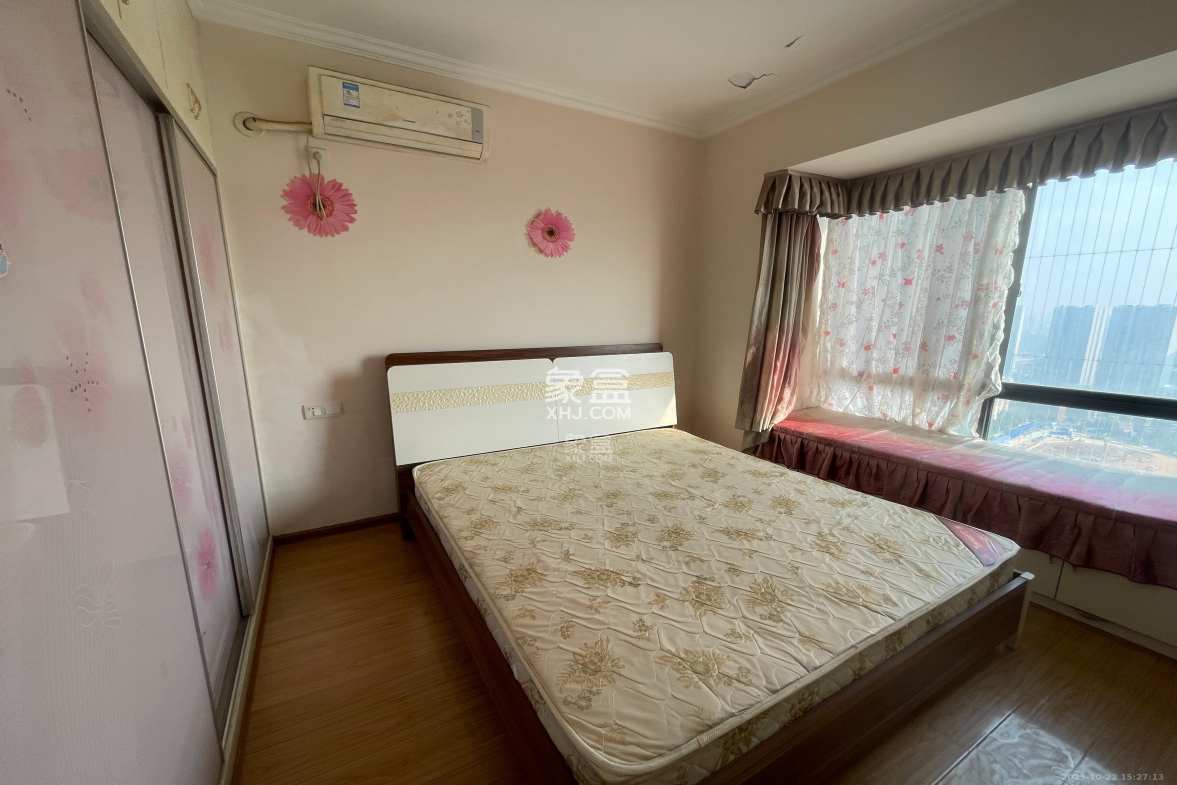 城南故事家园  2室2厅1卫    1900.0元/月 城南故事家园  2室2厅1卫    1900.0元/月室内图