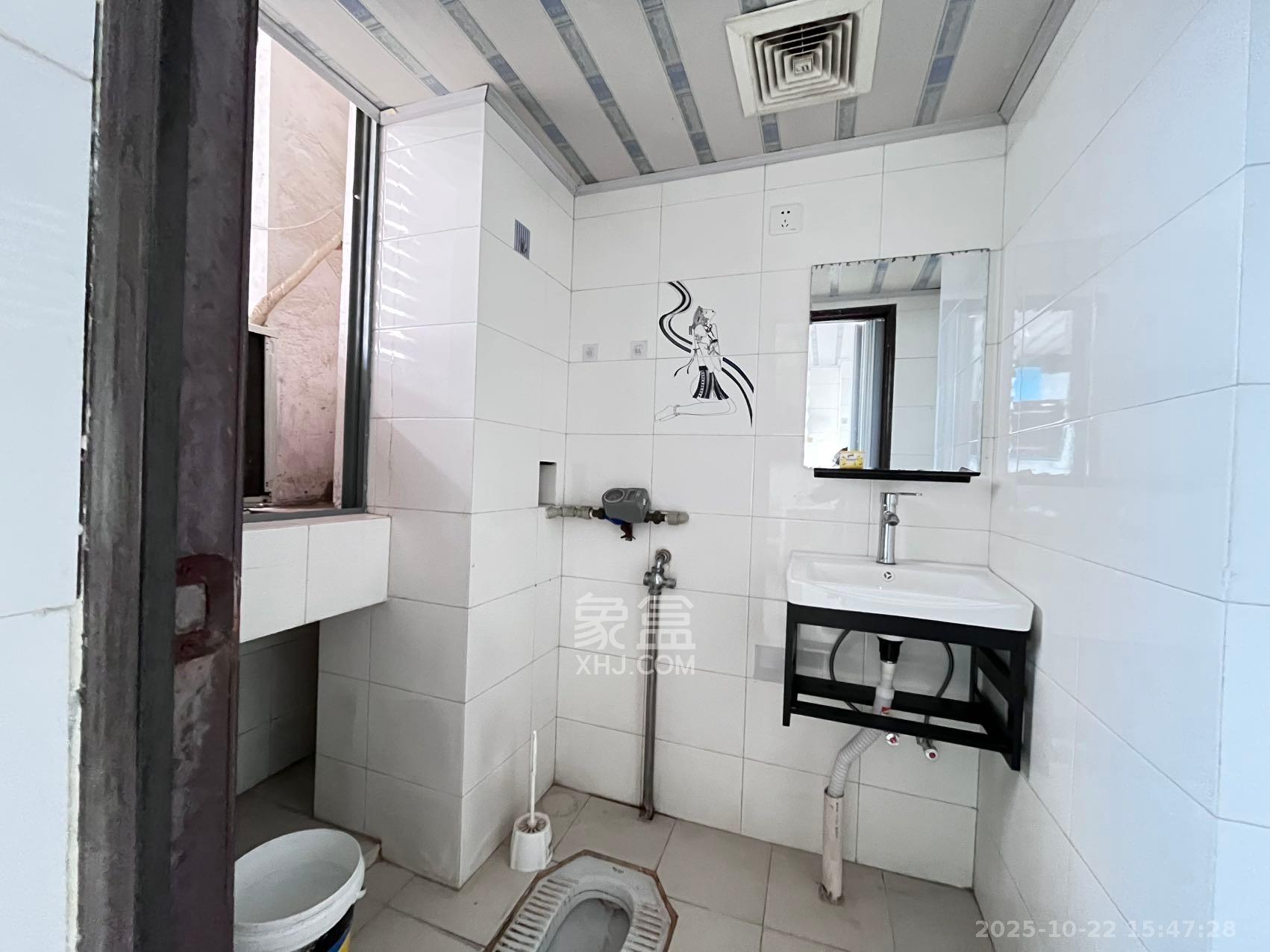 东方银座(东方摩卡)  1室1厅1卫    1300.0元/月 东方银座(东方摩卡)  1室1厅1卫    1300.0元/月室内图