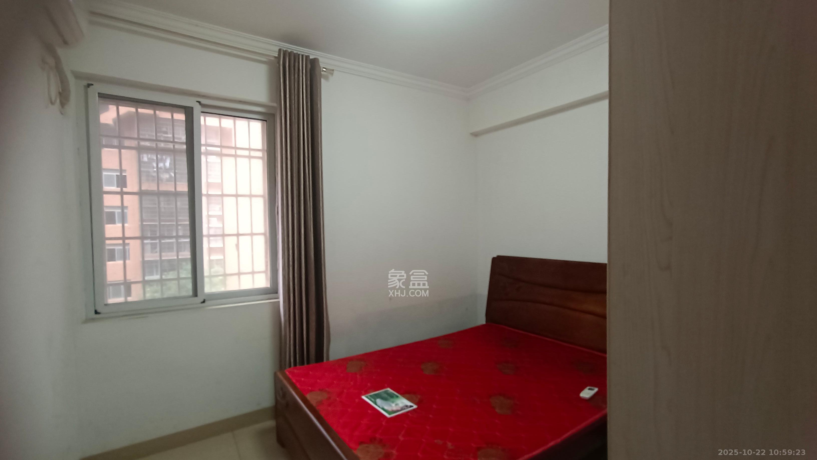 星城新宇月雅苑（月塘小区）  3室2厅2卫    2300.0元/月室内图