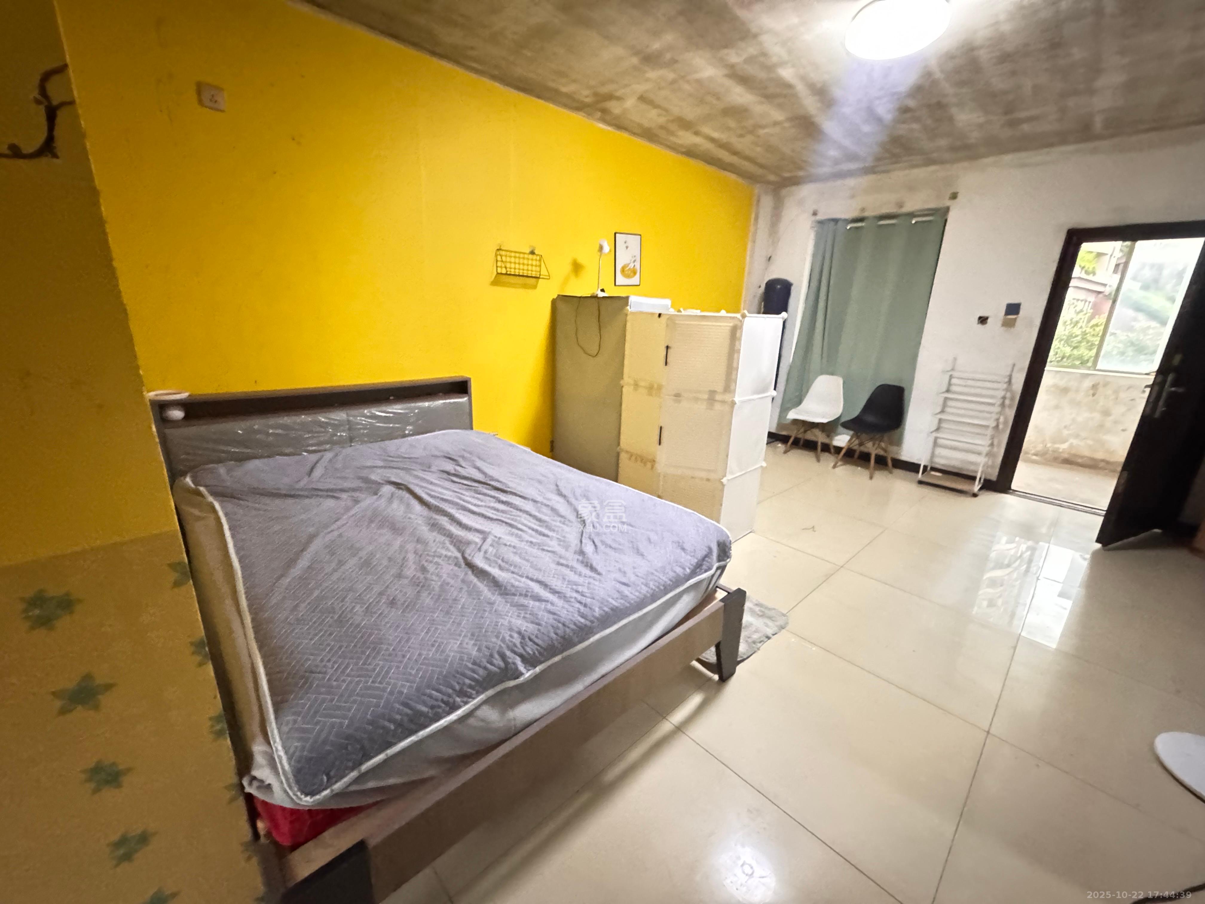 御景龙城  1室1厅1卫    1400.0元/月室内图